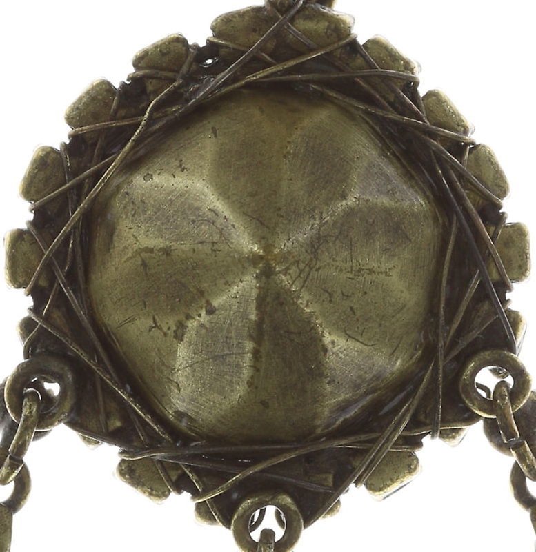 image pour Boucle d'oreille Clip pendante Queen of Elves Marron  