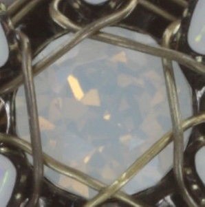 Kép Earring clip Psychodahlia White  extra small