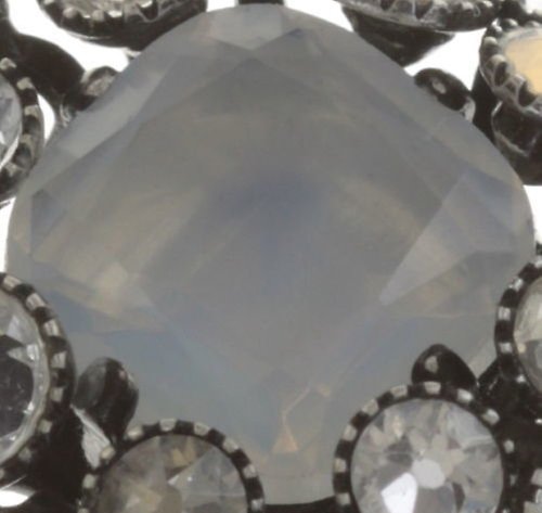 image for Earring Clip Caviar de Luxe White  10 mm