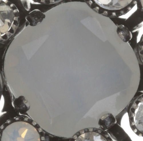 image for Earring Dangling Caviar de Luxe White  10 mm