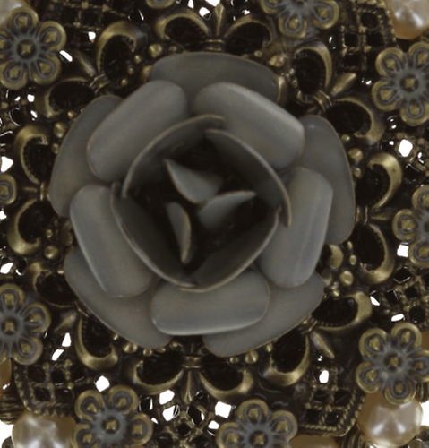 image for Necklace Pendant Petit Four Dentelle White  extra large