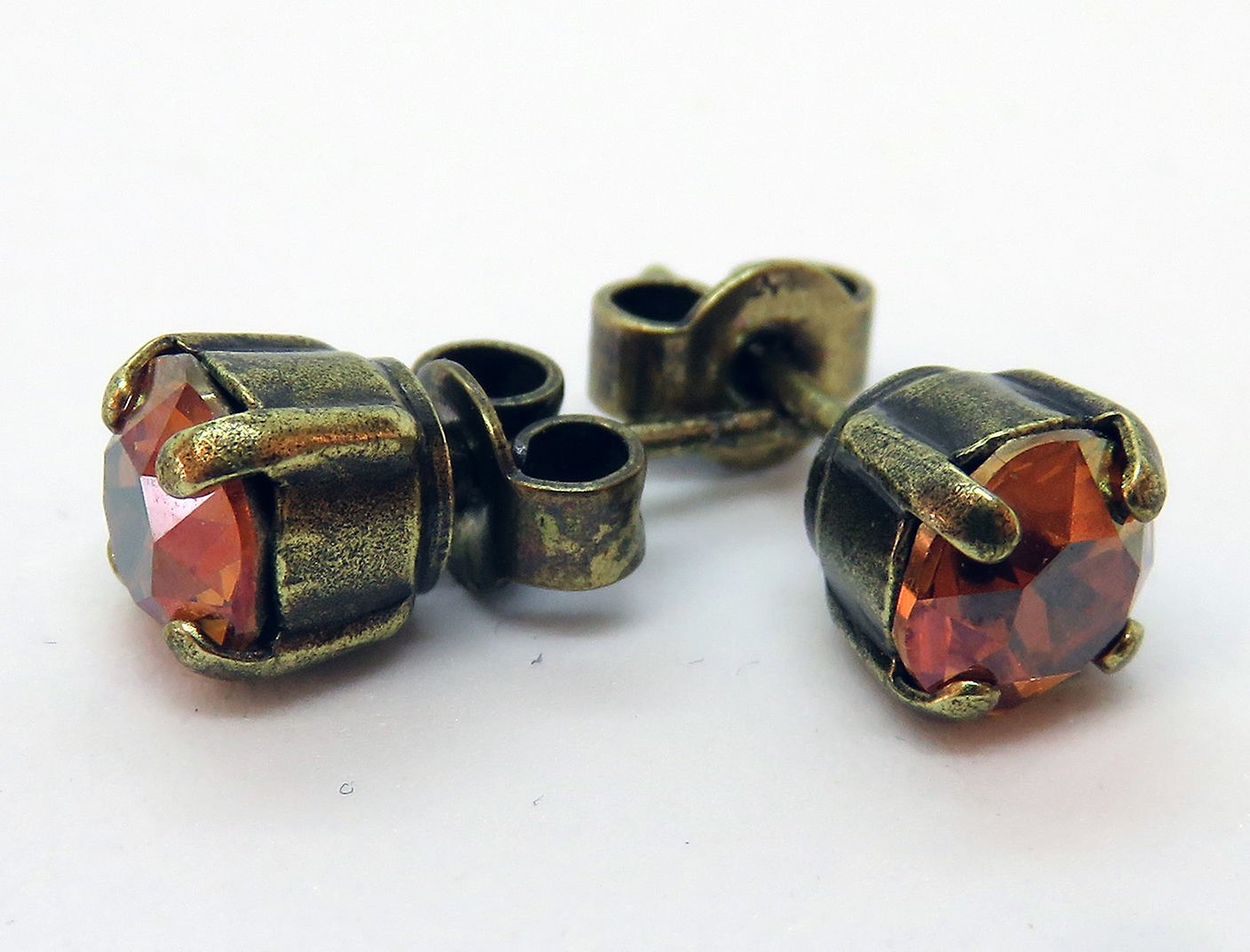 image pour Clou d'oreille Black Jack Marron crystal copper SS 29