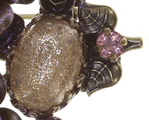 image pour Broche They Call Me The Wild Rose Beige  