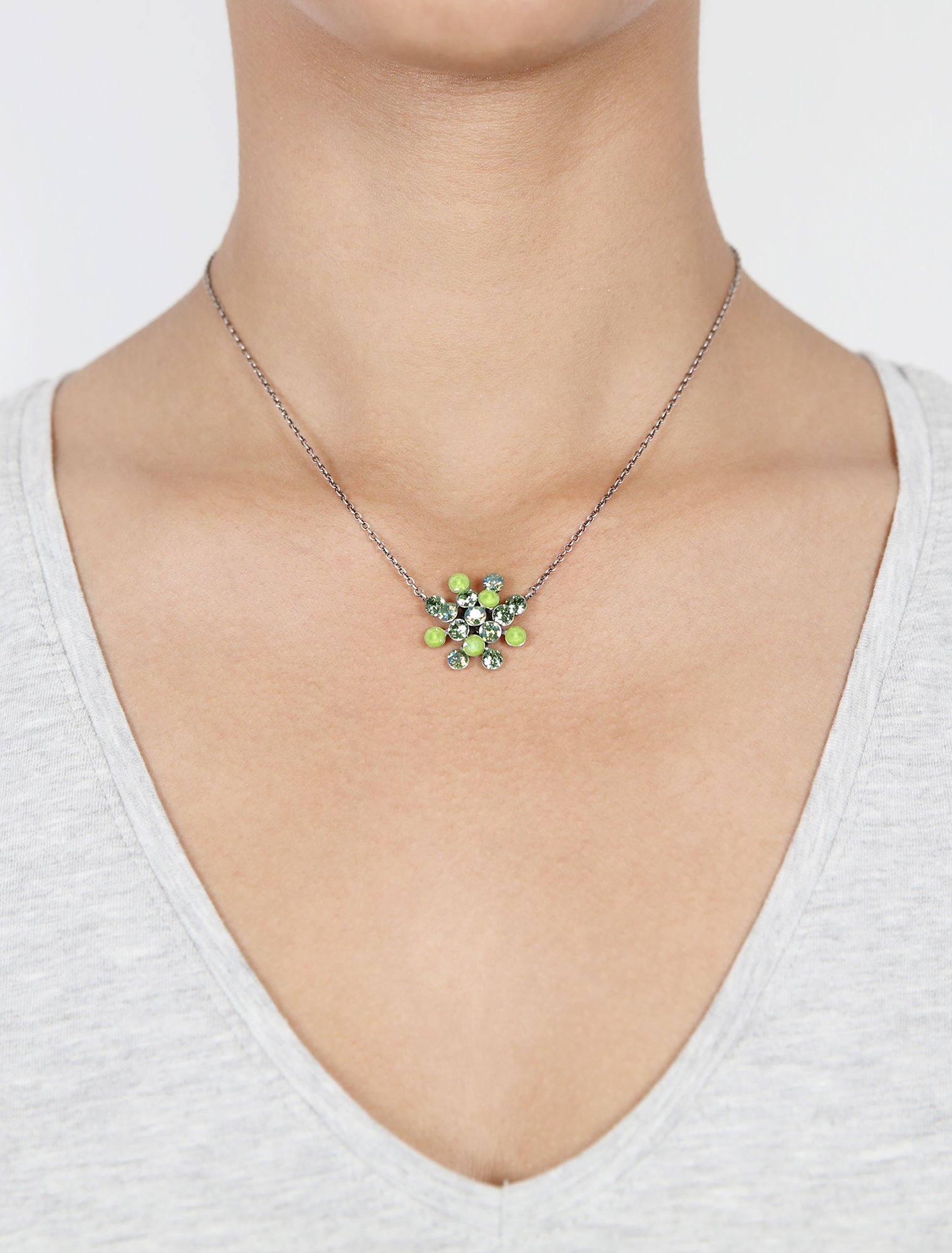 image for Necklace Pendant Magic Fireball Grasshopper Green Classic Size (21mm Ø)