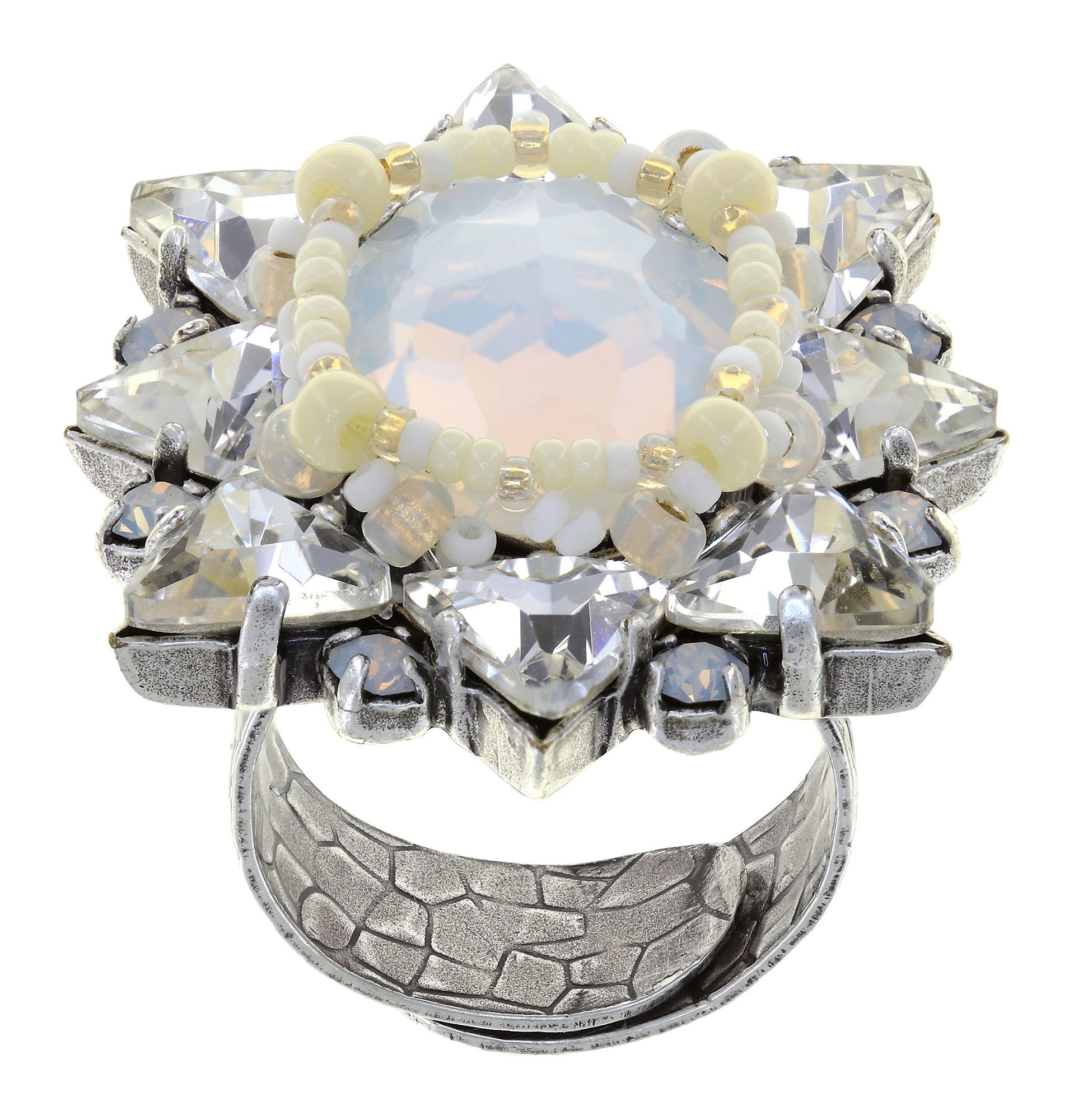 image for Ring Hippie Vanilla White white 