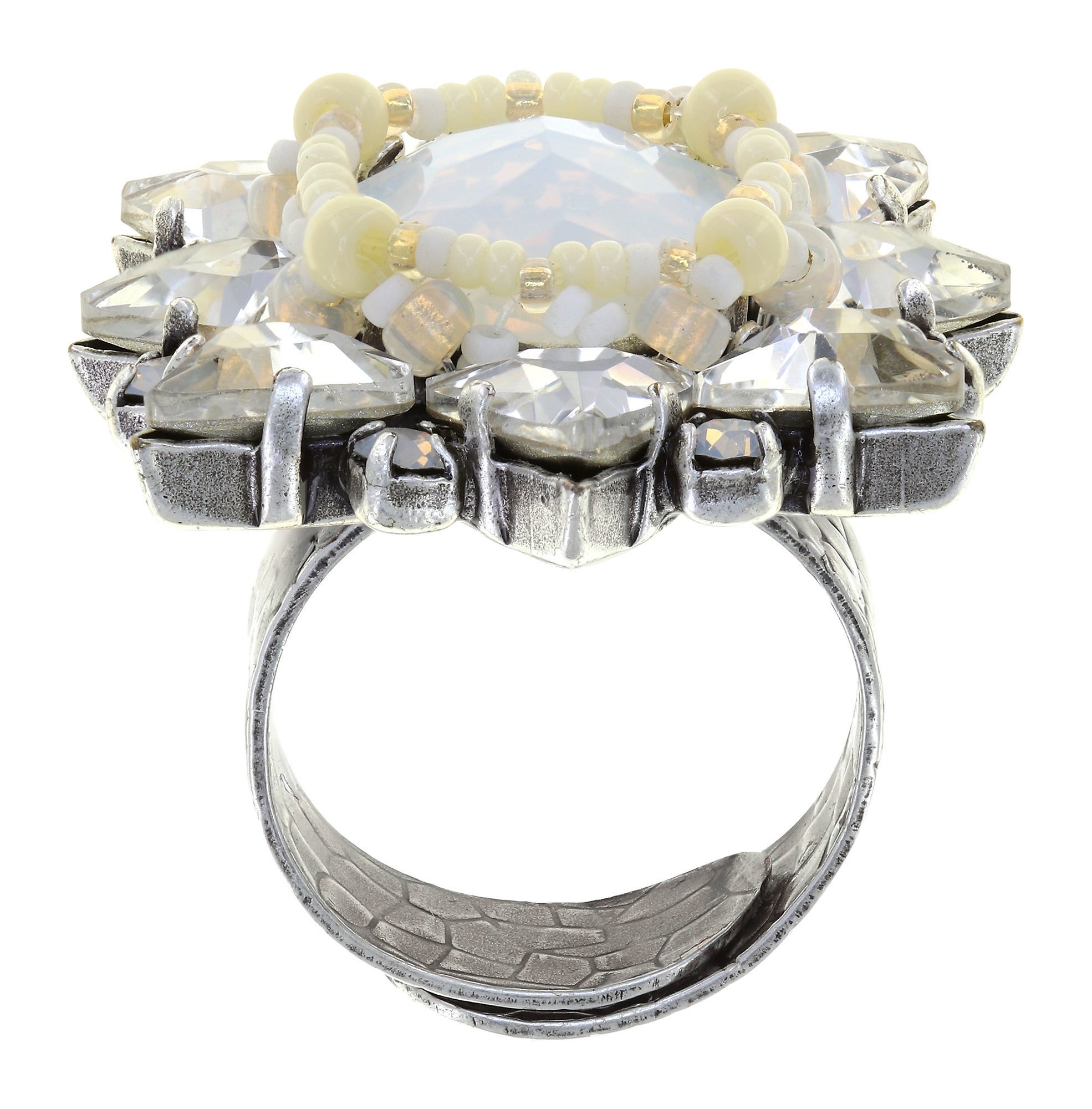 image for Ring Hippie Vanilla White white 