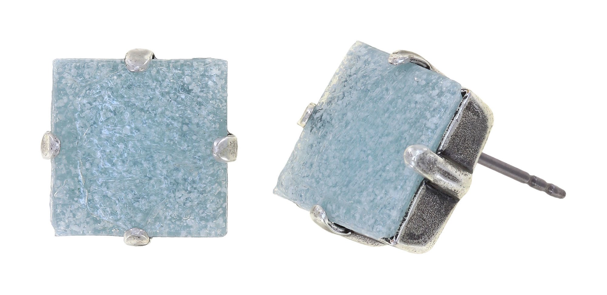 image pour Clou d'oreille Cleo Icy Green light green 