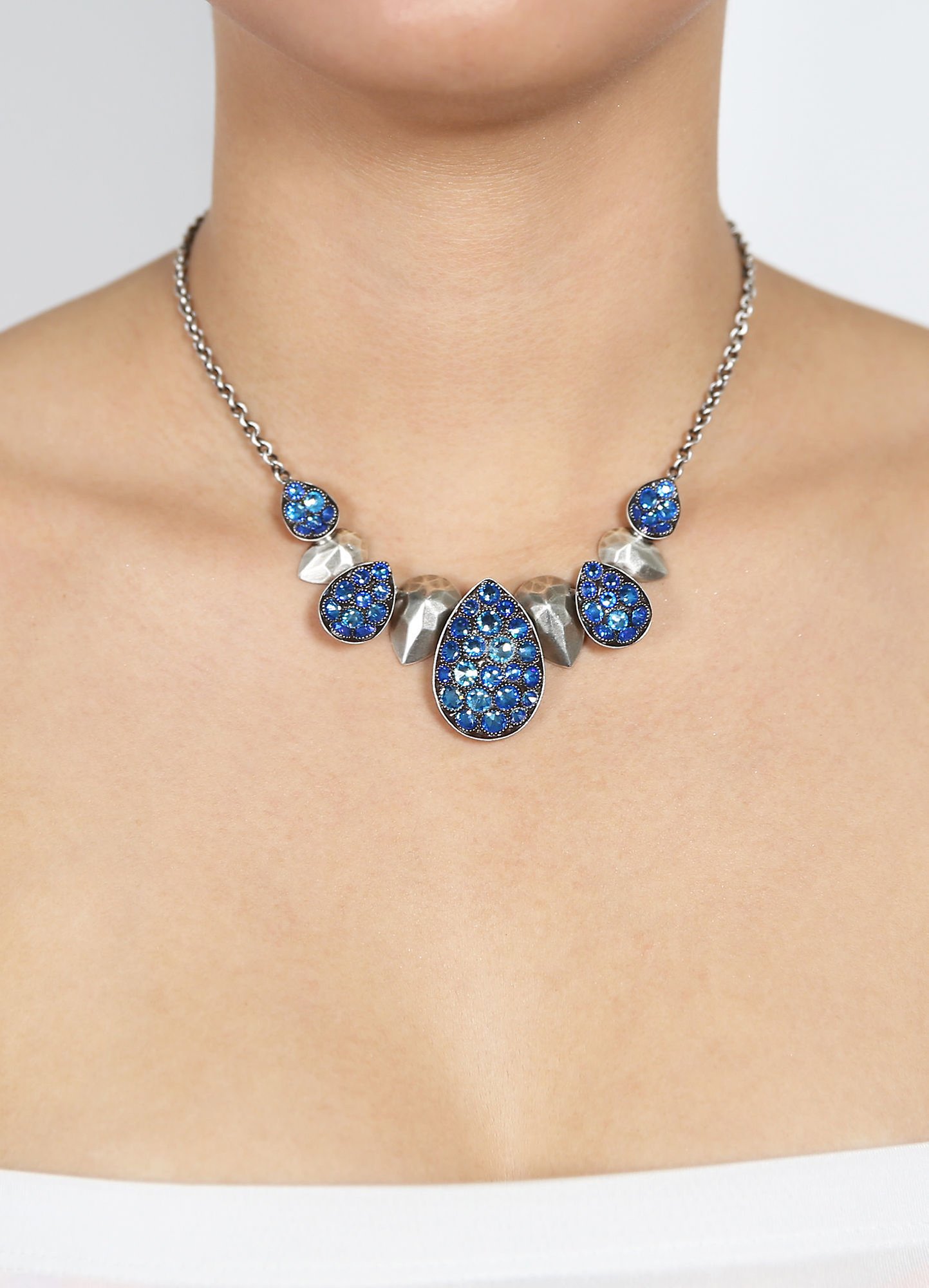 Bild für Halskette Tears of Joy Blau Lagune Blau size L,M,S