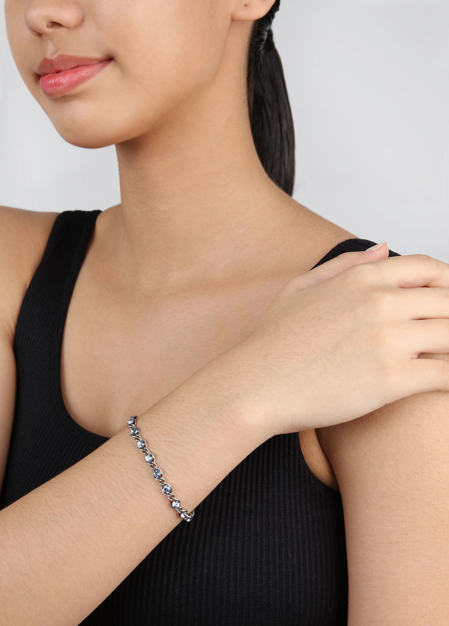 Bild für Armband Magic Fireball Hellblau Hell-Saphir Classic Size (21mm Ø)