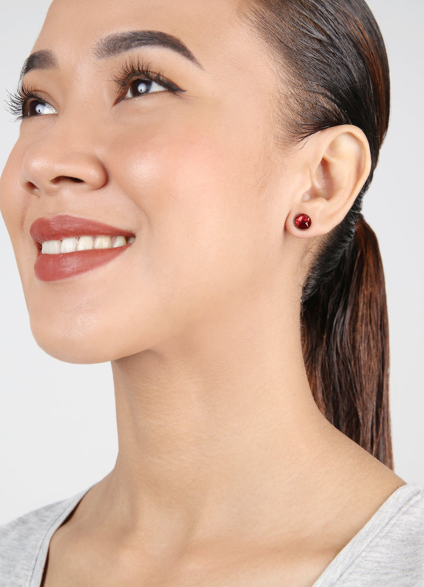 image pour Clou d'oreille plat Black Jack Rouge scarlet SS 34