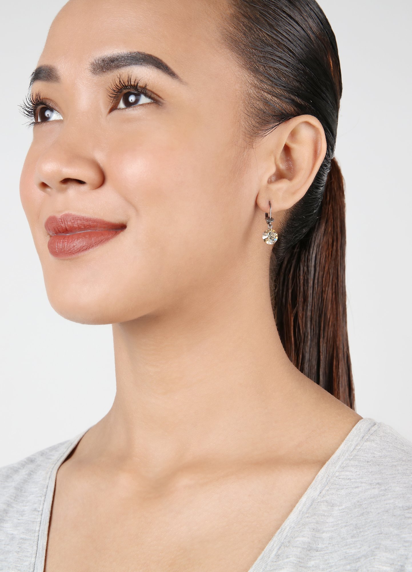 image pour Boucles d'oreilles pendantes Black Jack Beige crystal golden shadow SS 39