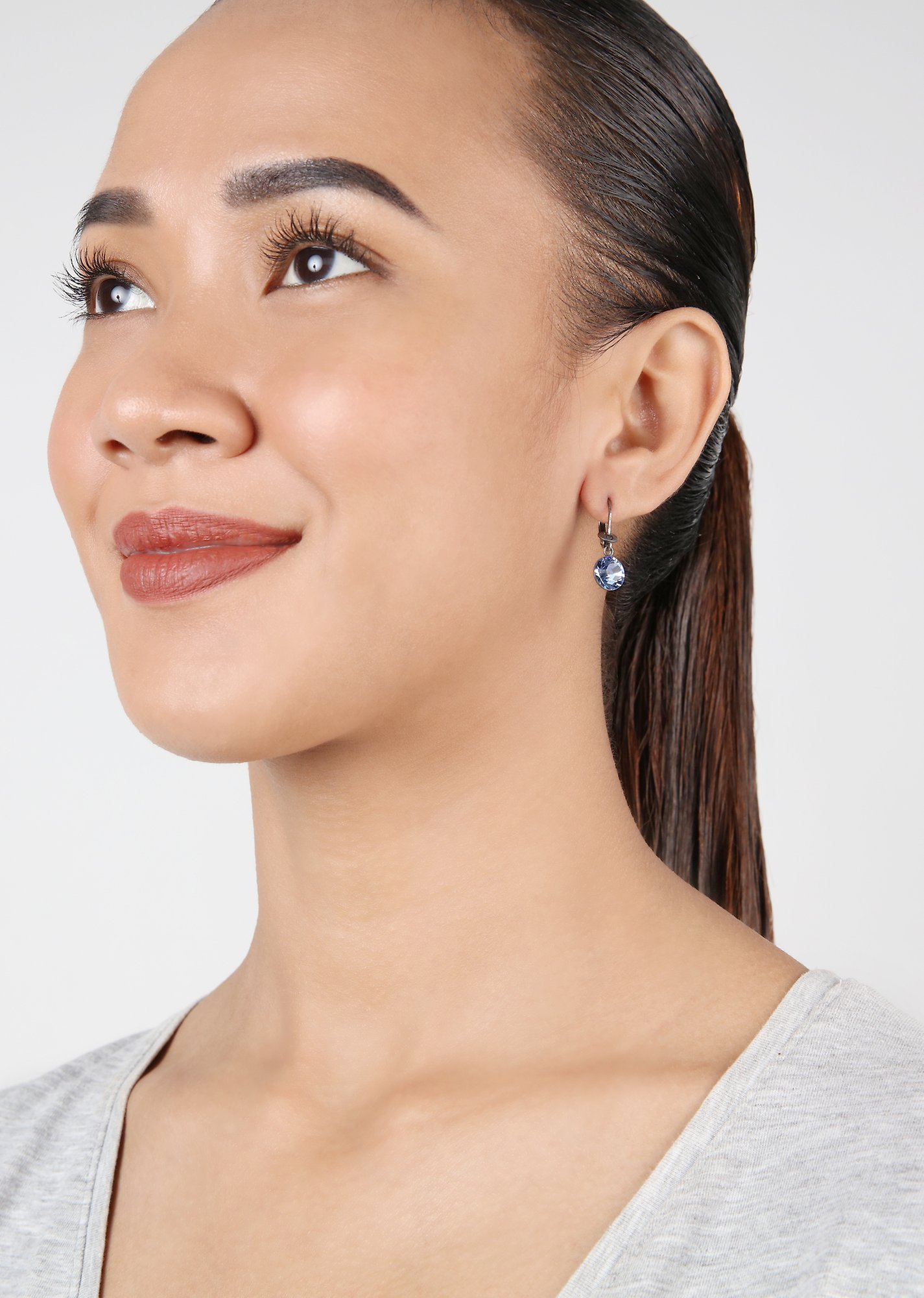 image for Earring Dangling Black Jack Light Blue light sapphire SS 39