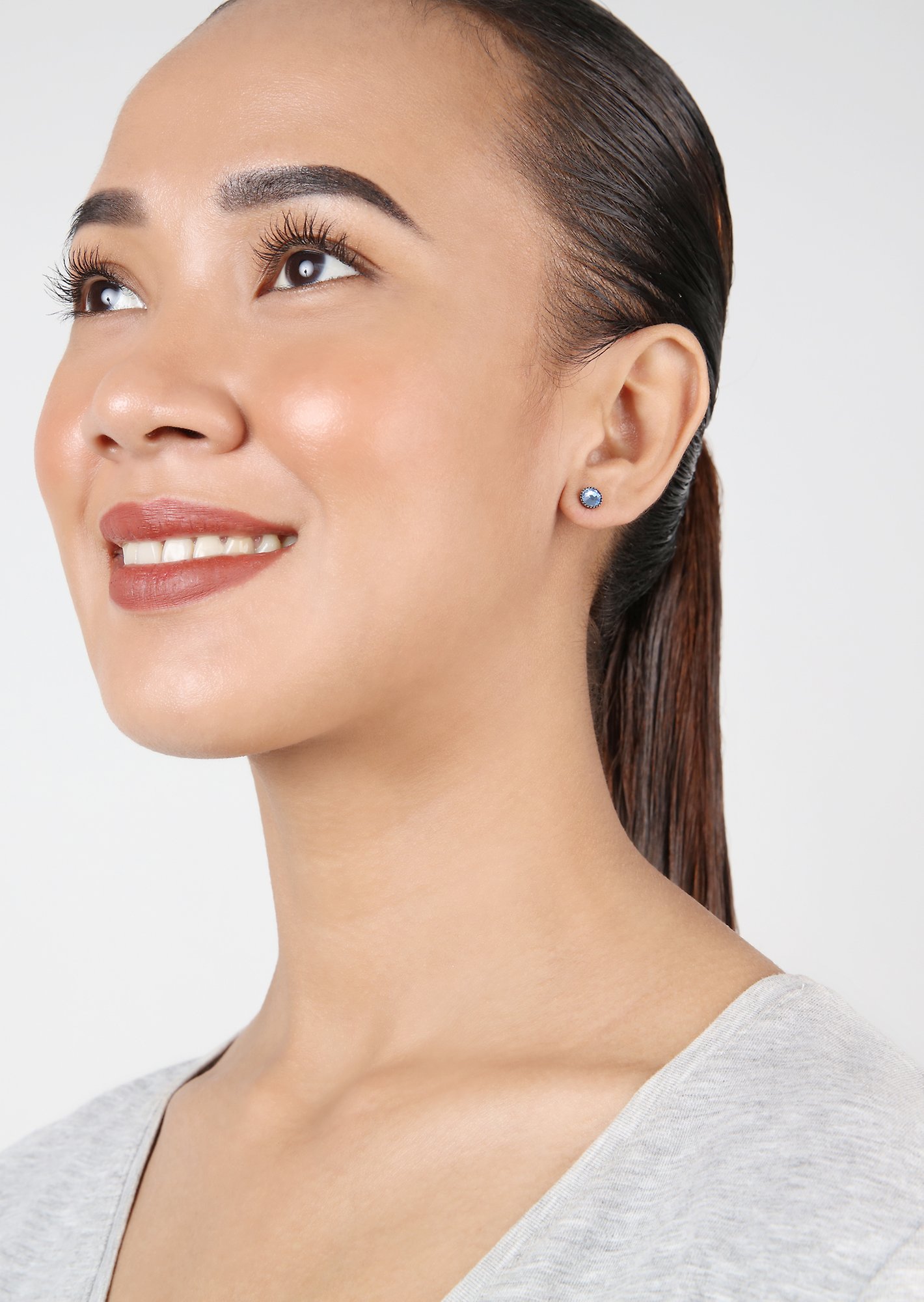 Kép Earring stud-flat Black Jack Light Blue light sapphire SS 20