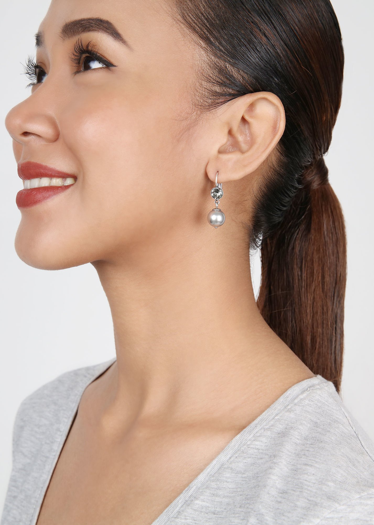 image for Earring Eurowire Dangling Pearl Shadow Grey black diamond 