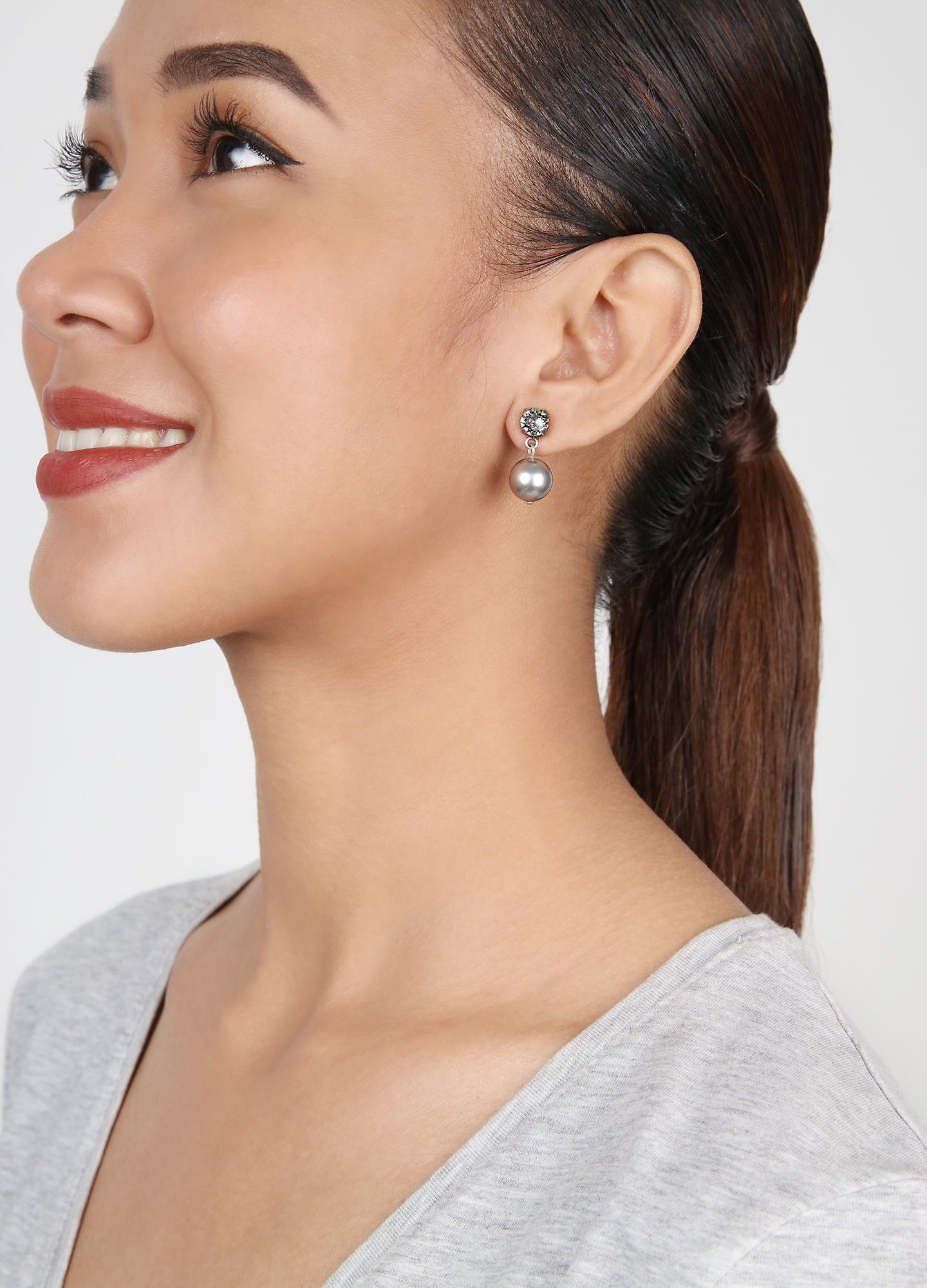 image for Earring Stud Dangling Pearl Shadow Grey black diamond 