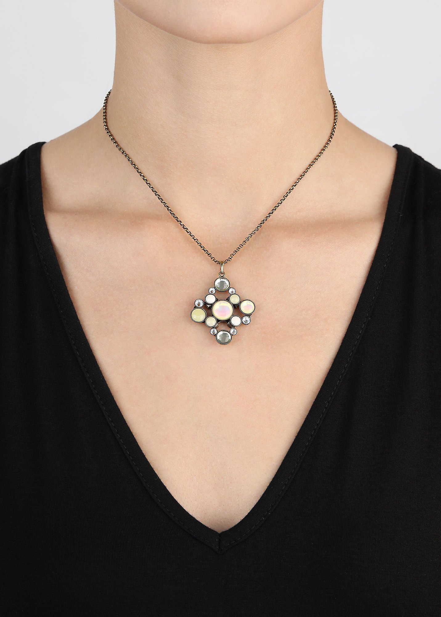 image for Necklace Pendant Shopping Drops White  