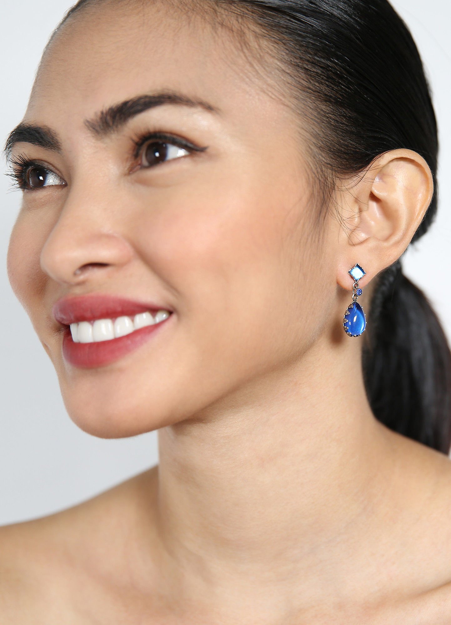 image pour Clou d'oreille pendant Jelly Star Bleu  