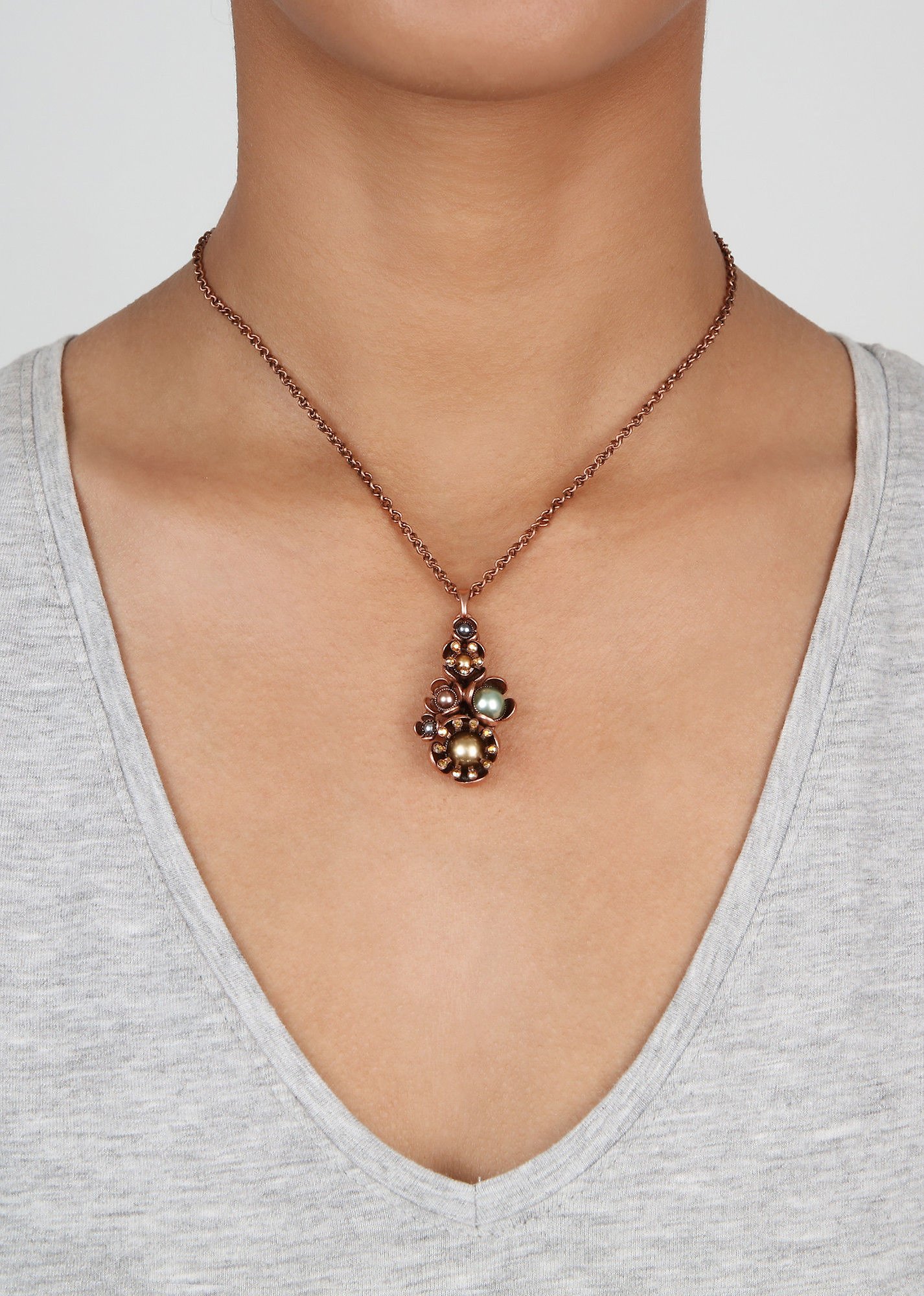 image pour Collier pendant Where the Lilac Bloom Toucher Doux green/brown 