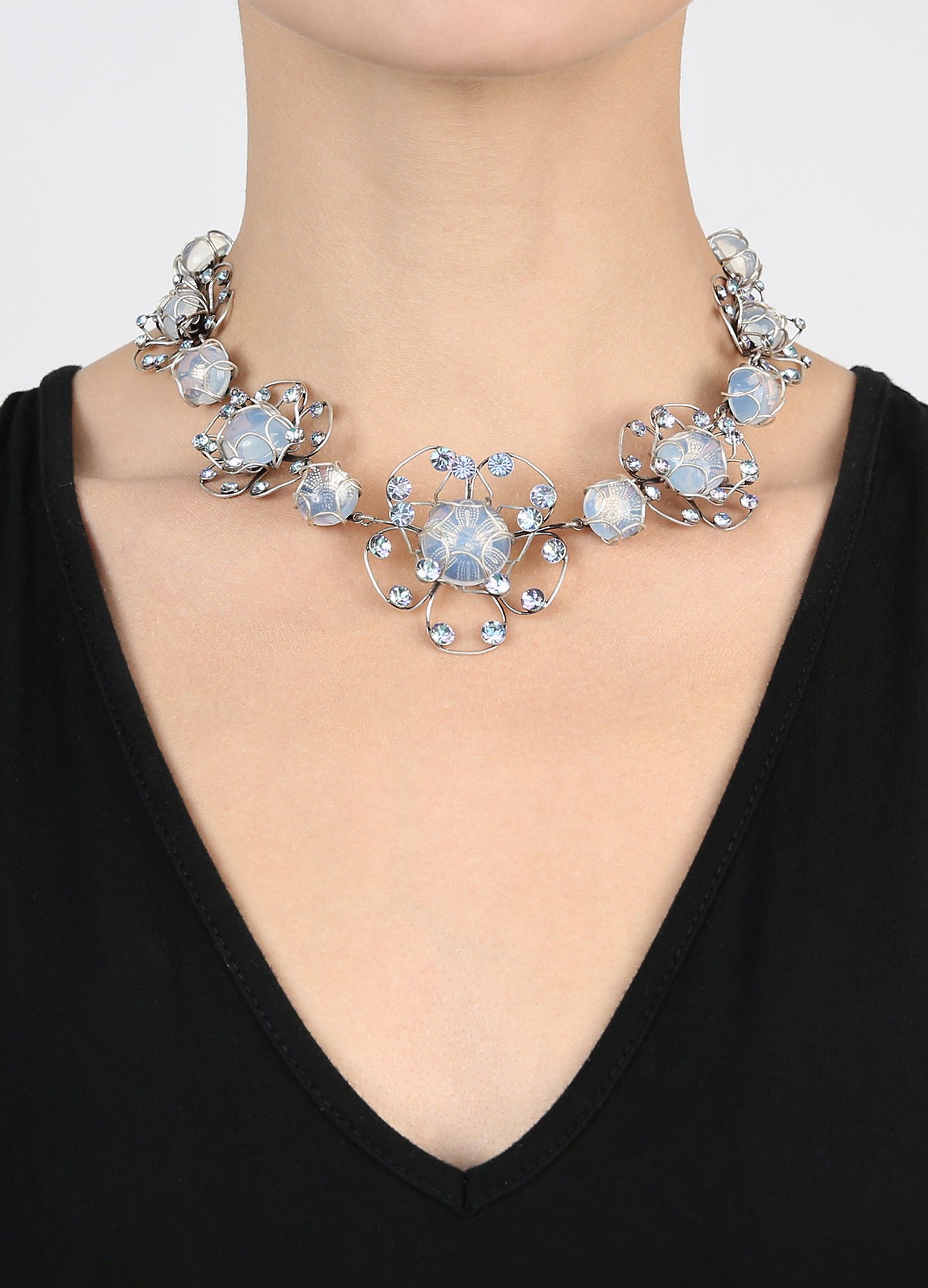 image for Necklace Verlorene Unschuld am Gartenzaun White  size XL