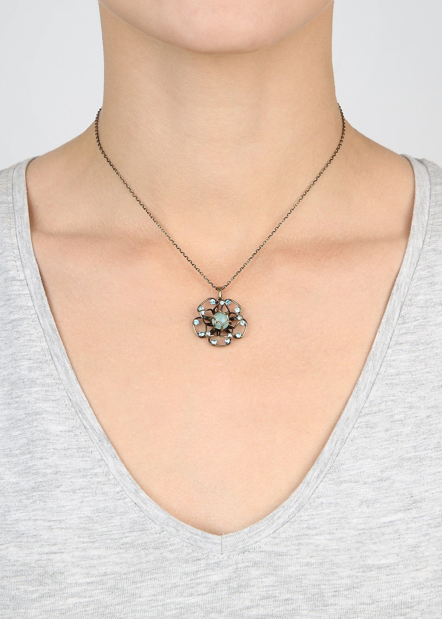 Bild für Halskette mit Anh&auml;nger Verlorene Unschuld am Gartenzaun Grün  Größe S