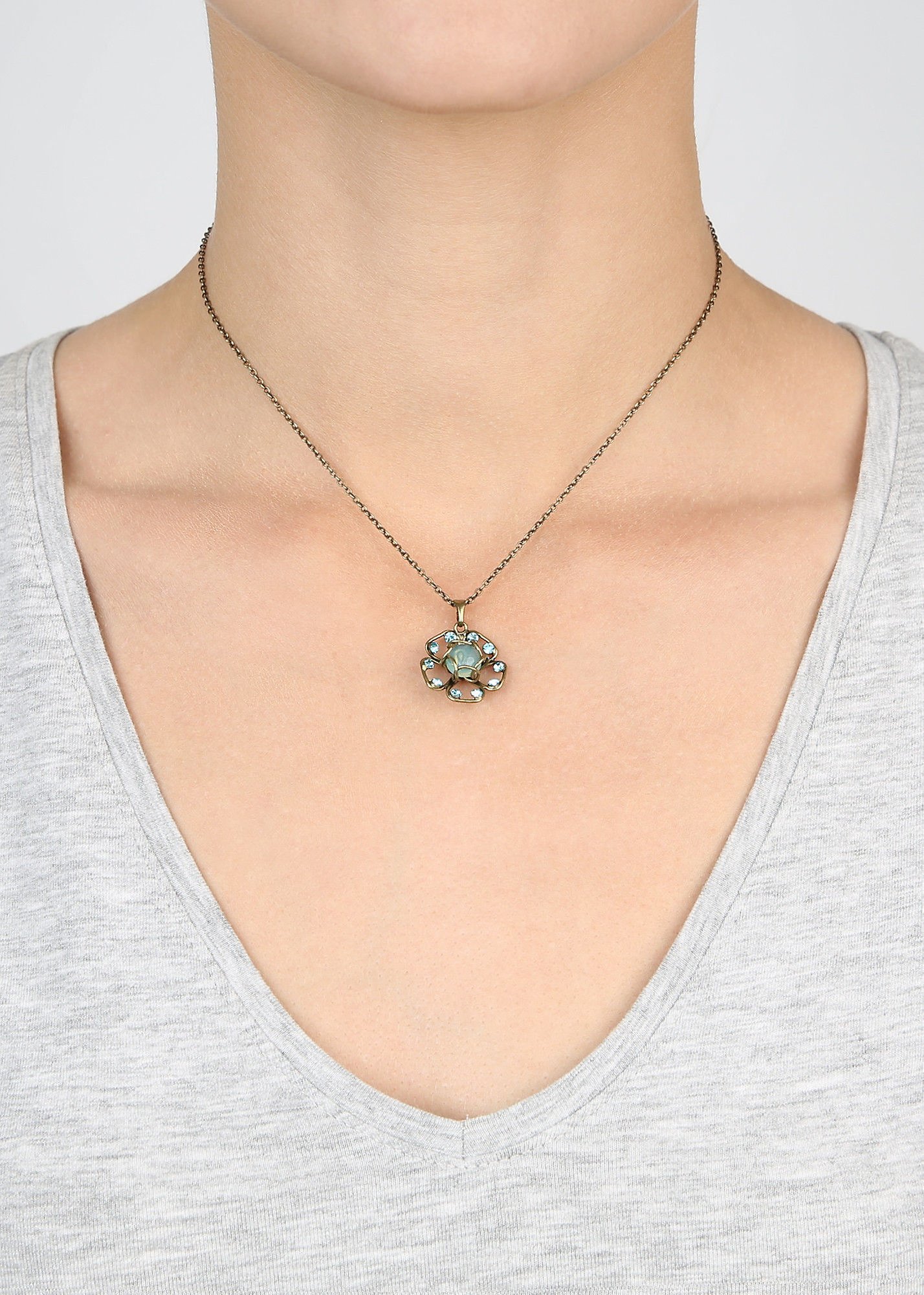 image for Necklace Pendant Verlorene Unschuld am Gartenzaun Green  size XS