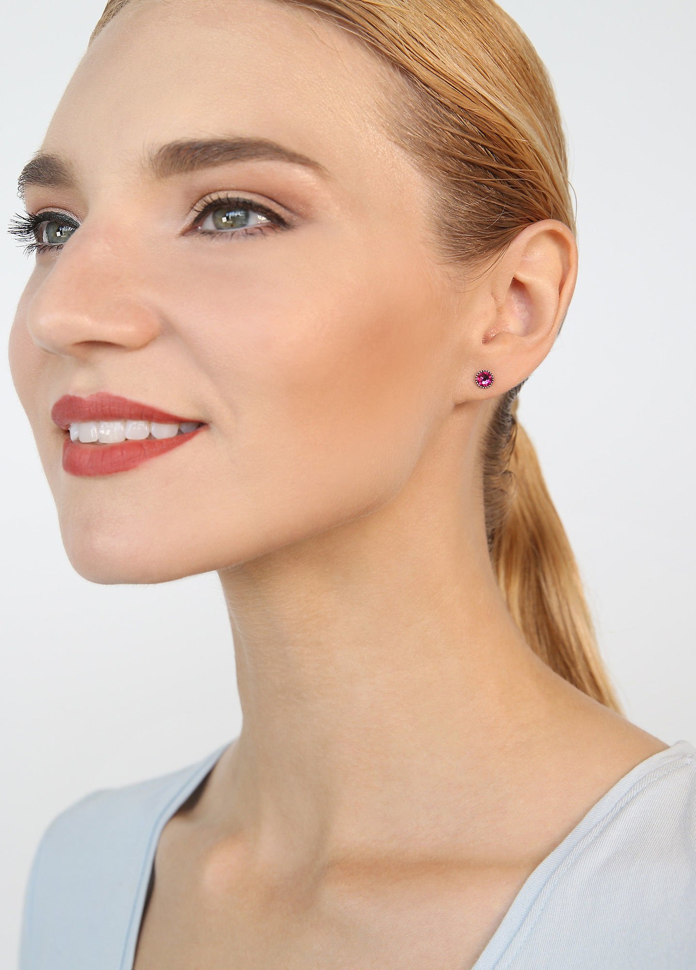 image pour Clou d'oreille plat Black Jack Rose Foncé fuchsia SS 20