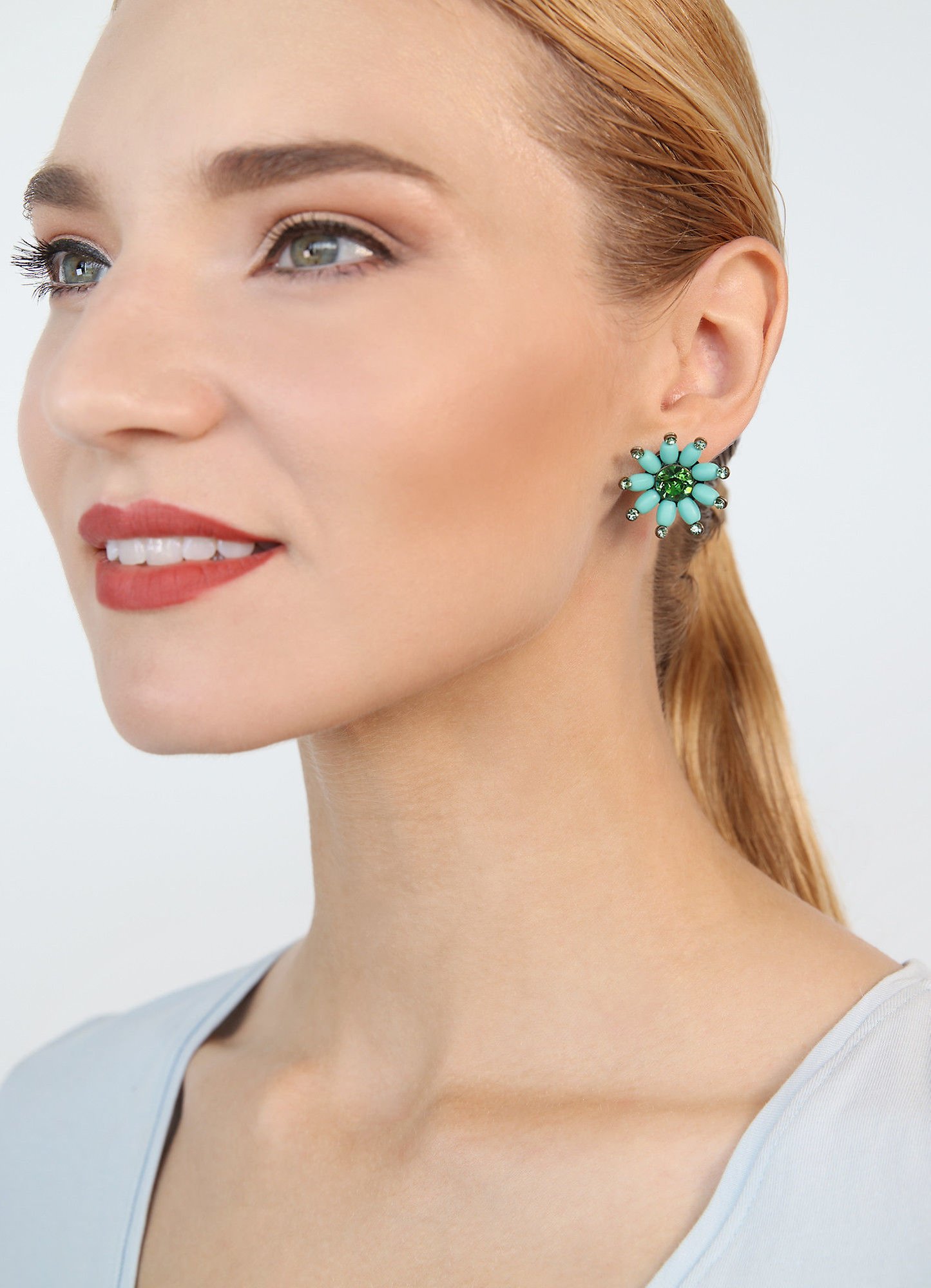 image for Earring stud Daisy Riot Green  size S