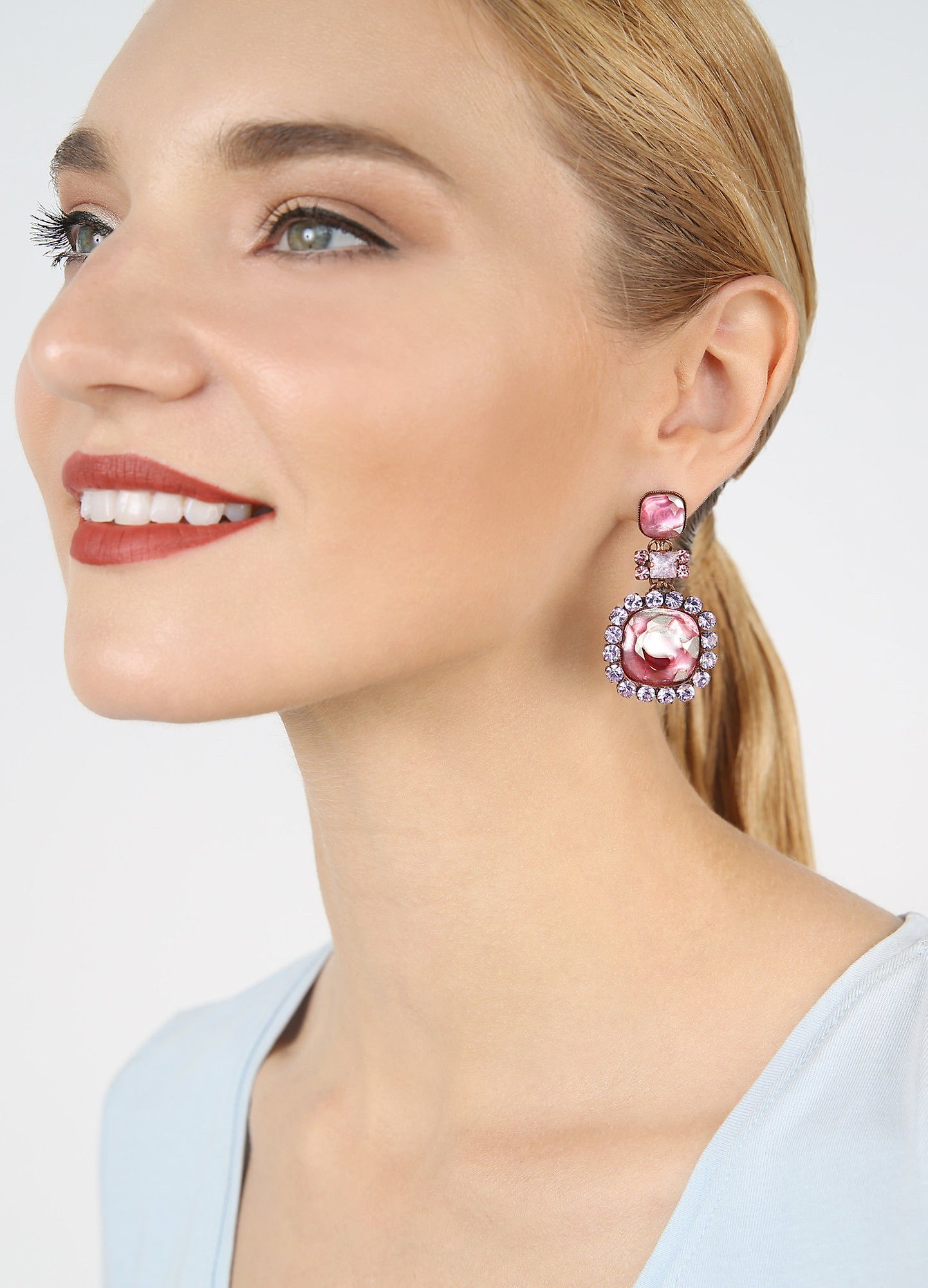 image for Earring Stud Dangling Tea with Taylor Pink / Lila  size 2XL