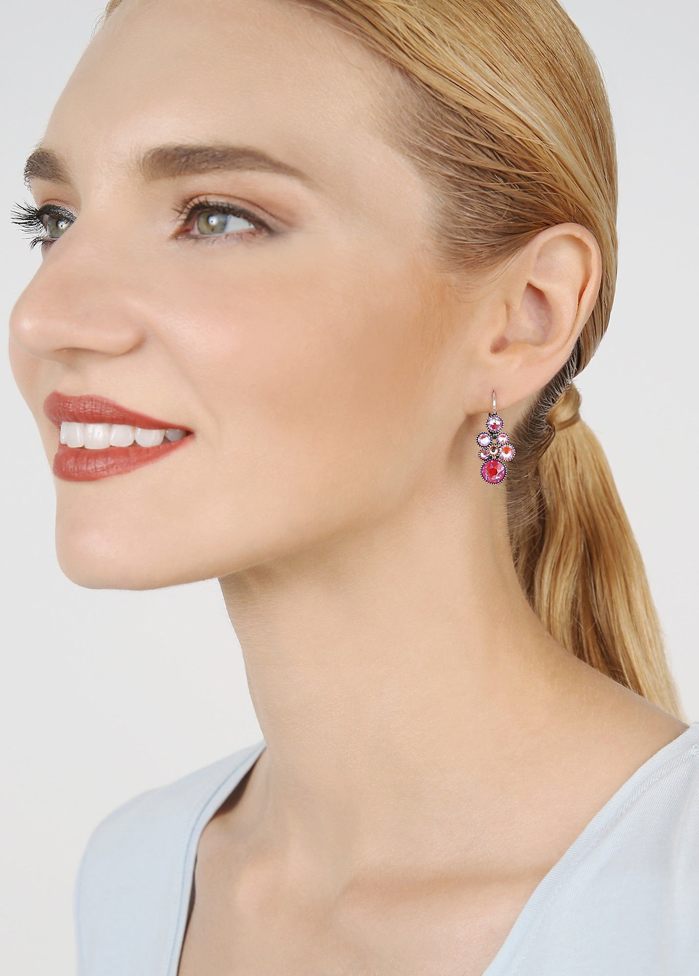 image for Earring Eurowire Dangling Water Cascade Pink  