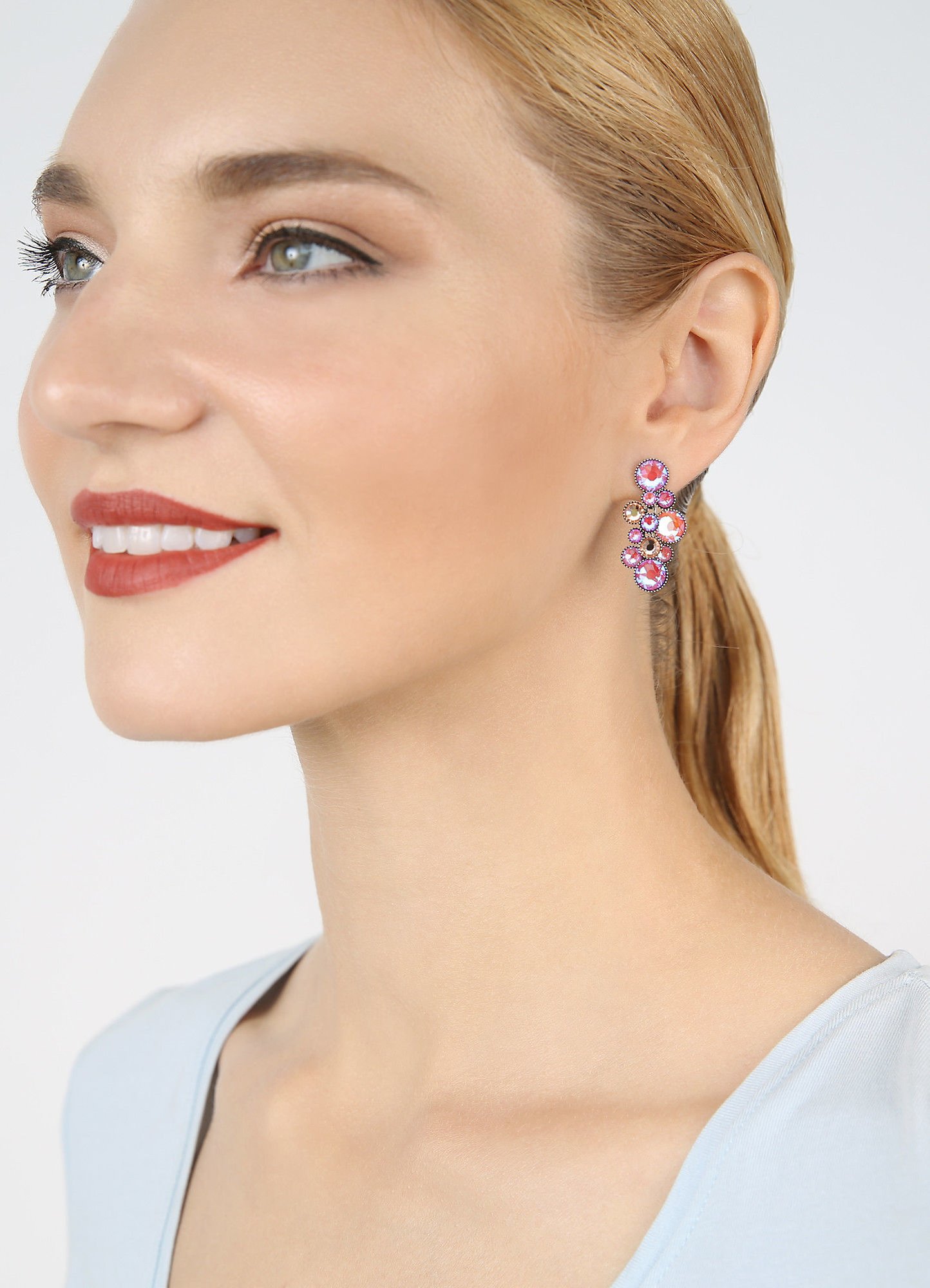 image for Earring stud dangling Water Cascade Pink  