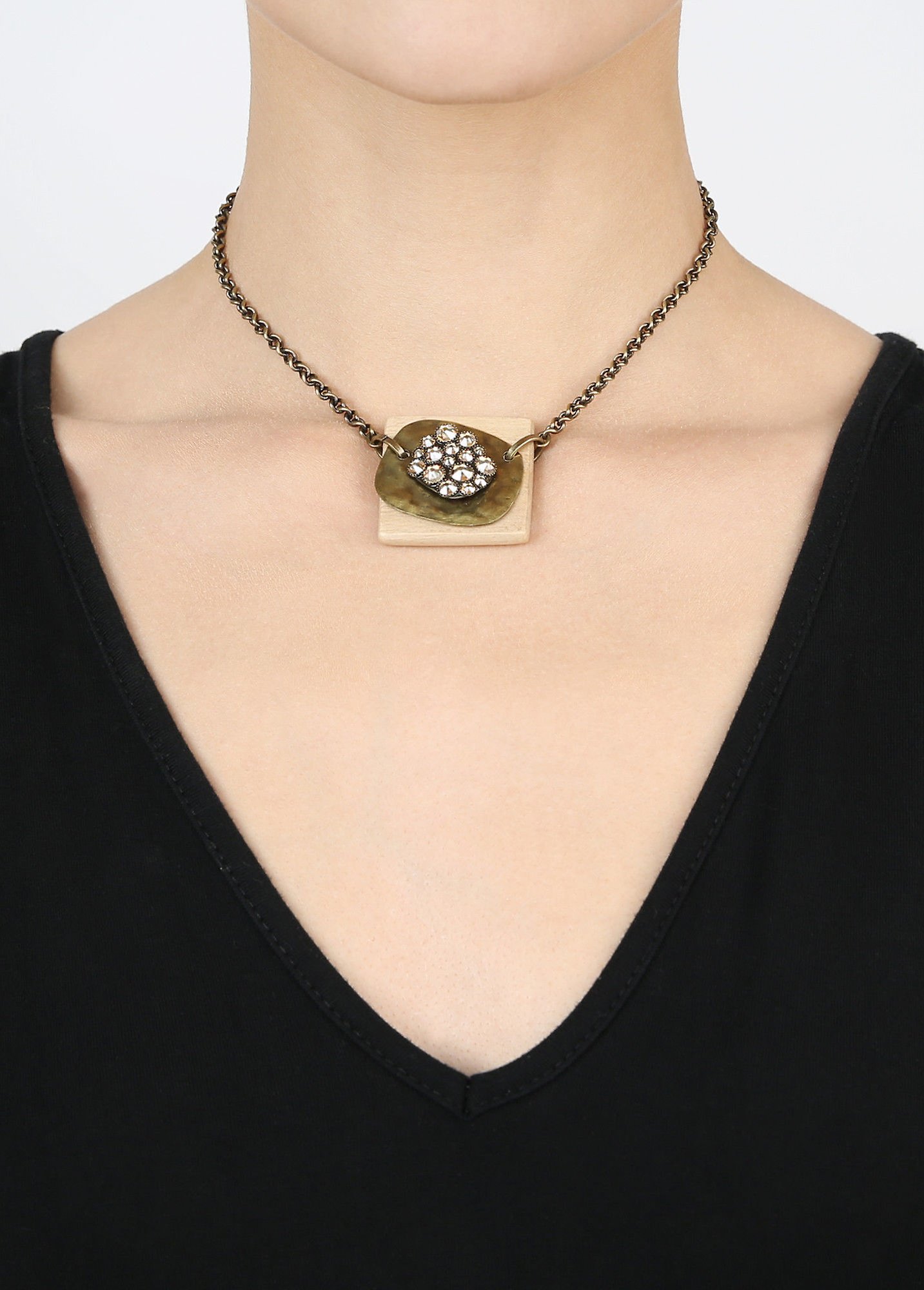 image pour Collier Earth, Wind and Business Beige  