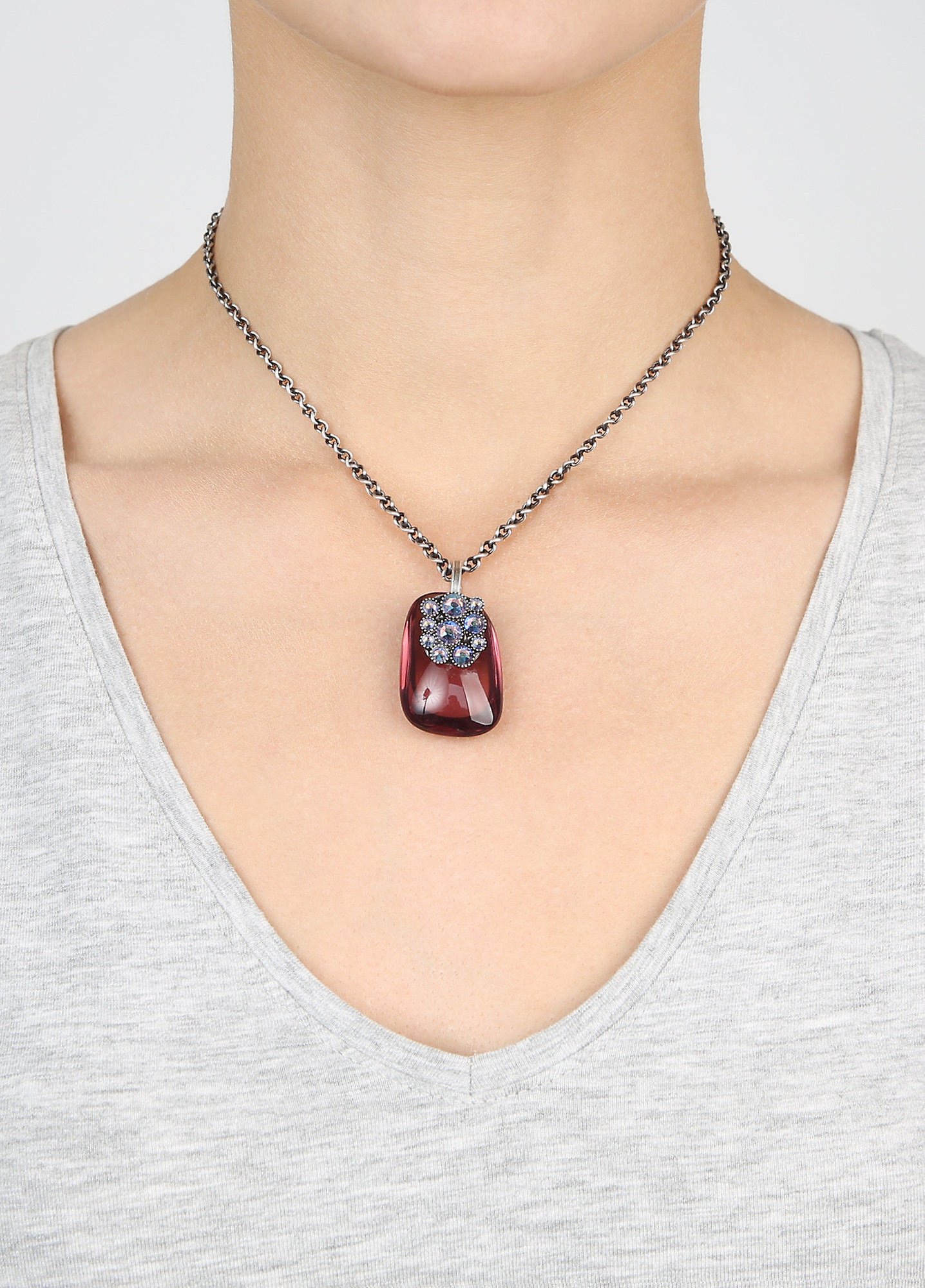 image for Necklace Pendant Earth, Wind and Business Blue / Lila  