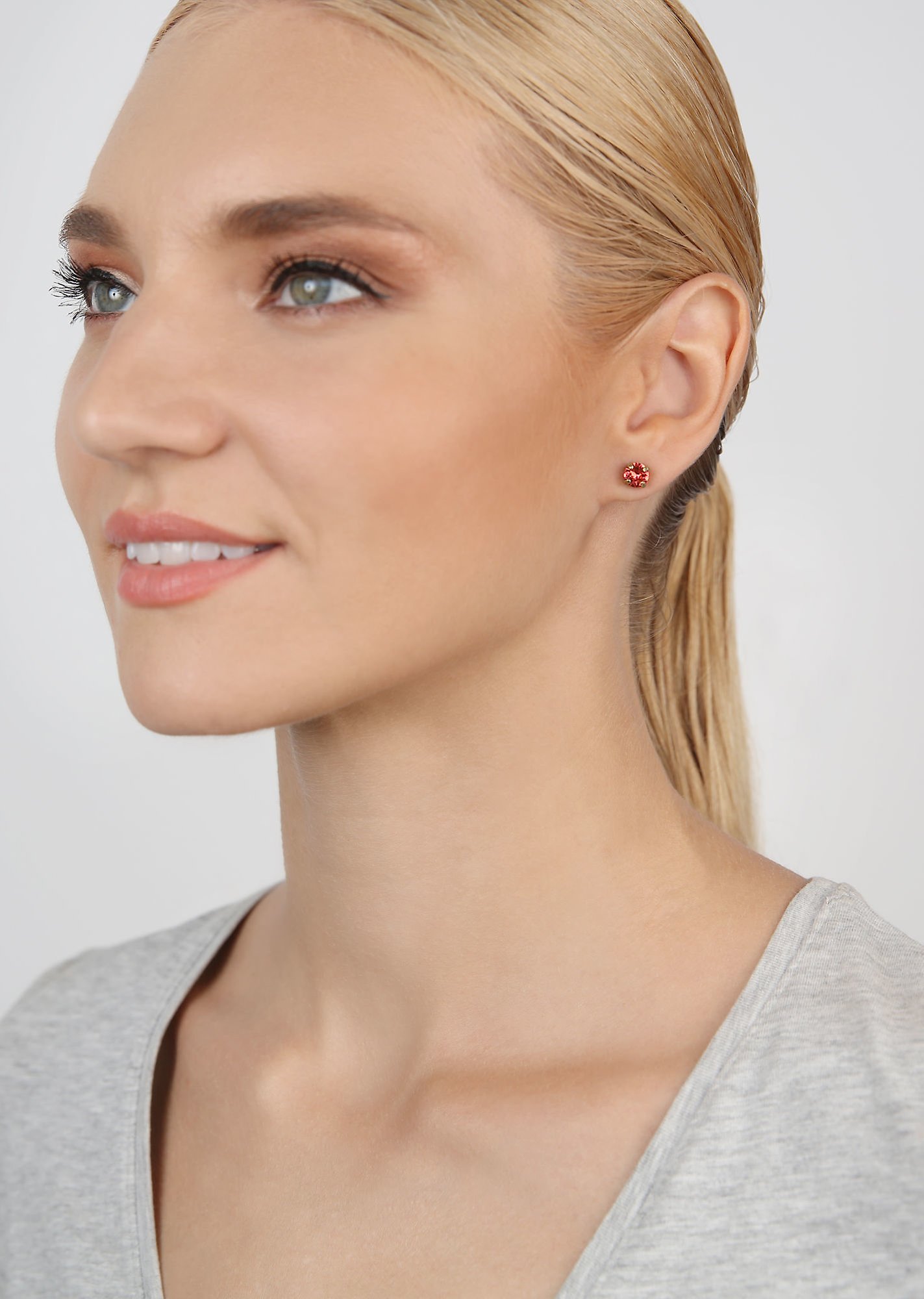 image for Earring Stud Black Jack Coralline padparadscha SS 29