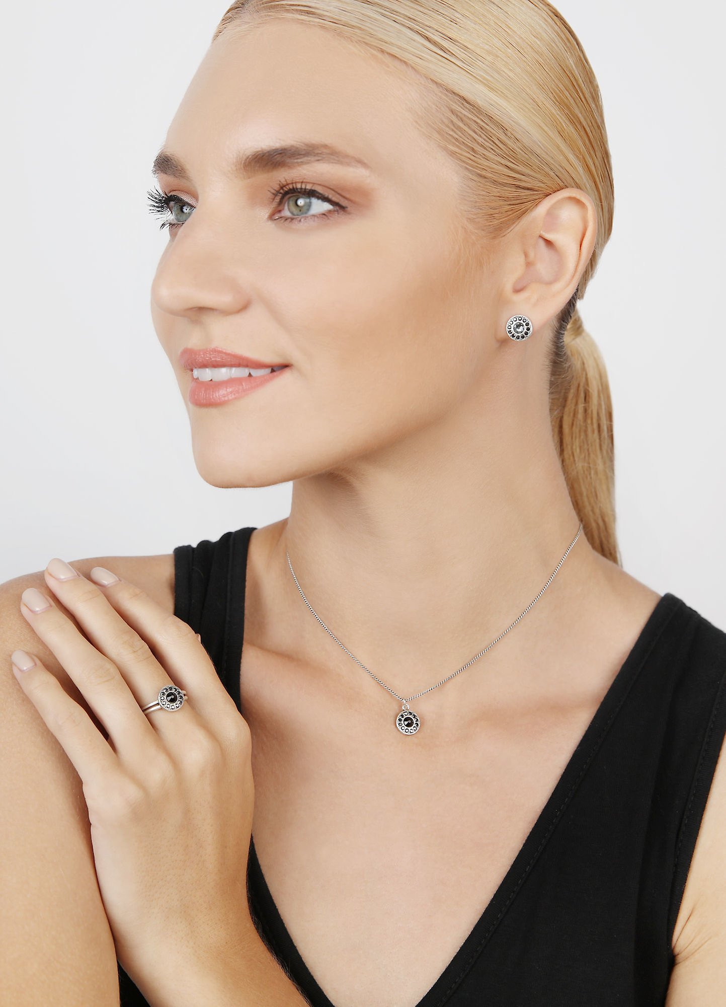 image pour Collier pendant Spell on You Noir  