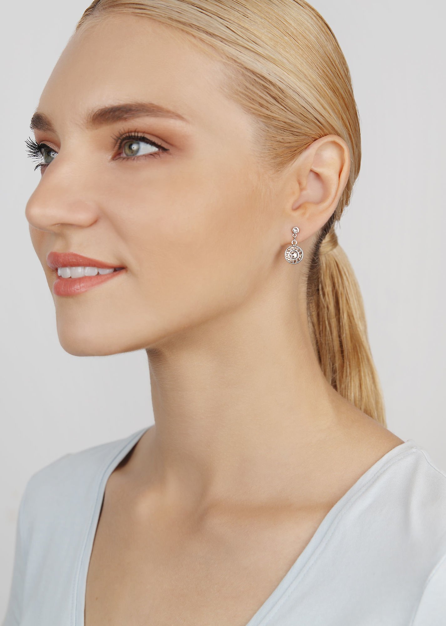 image pour Clou d'oreille pendant Spell on You Beige  