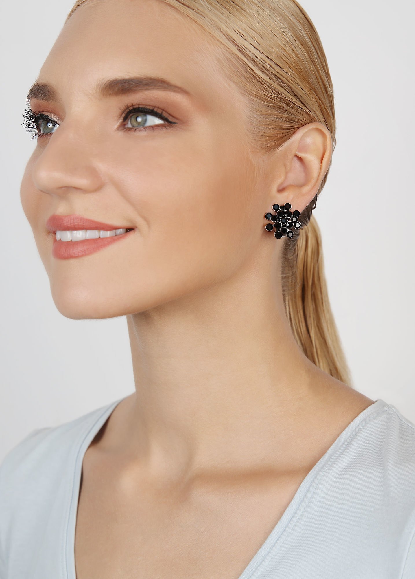 image for Earring clip Magic Fireball Black jet Classic Size (21mm Ø)