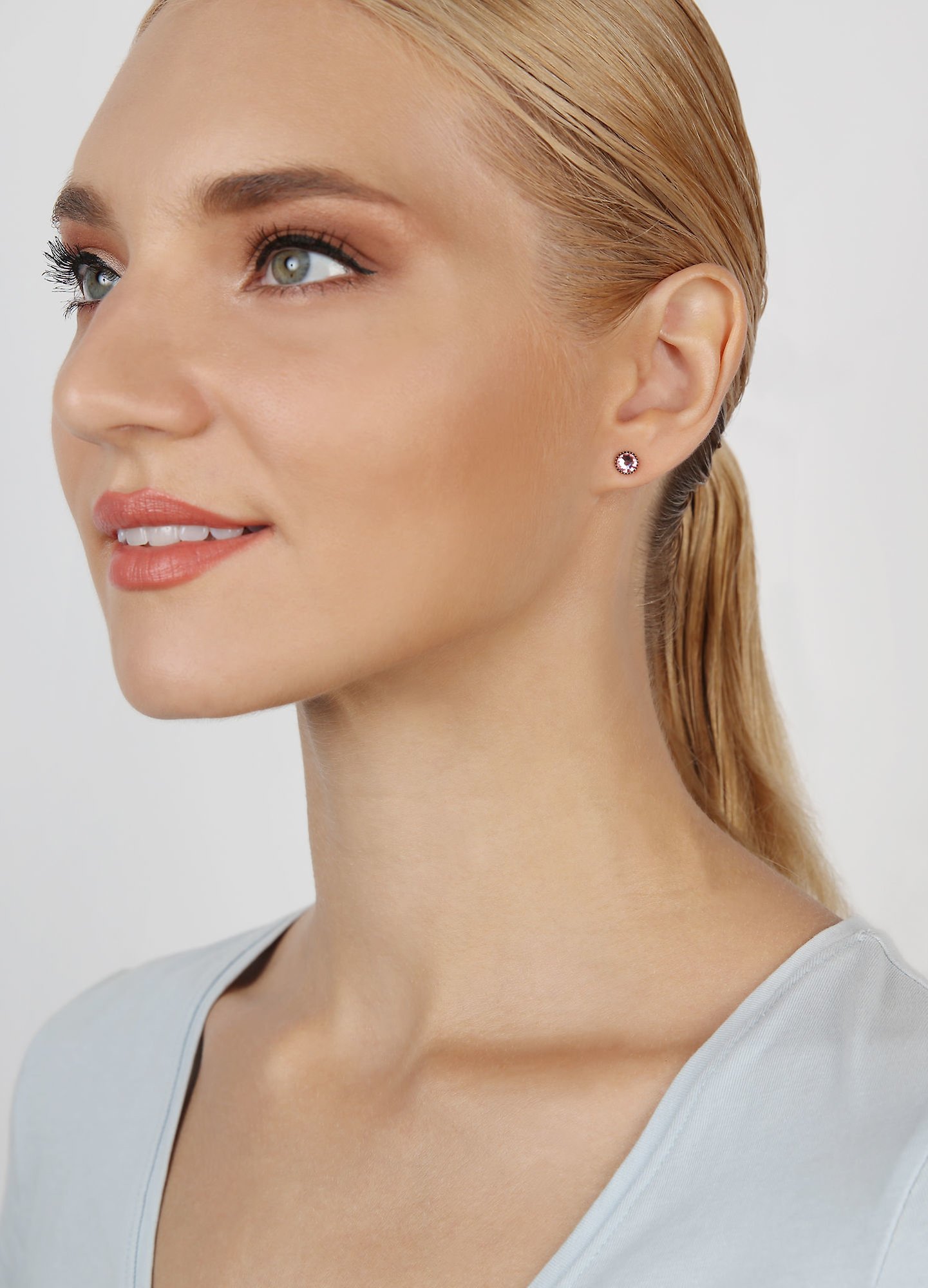 Bild für Ohrstecker flach Black Jack Pink Hell-Rosa SS 20