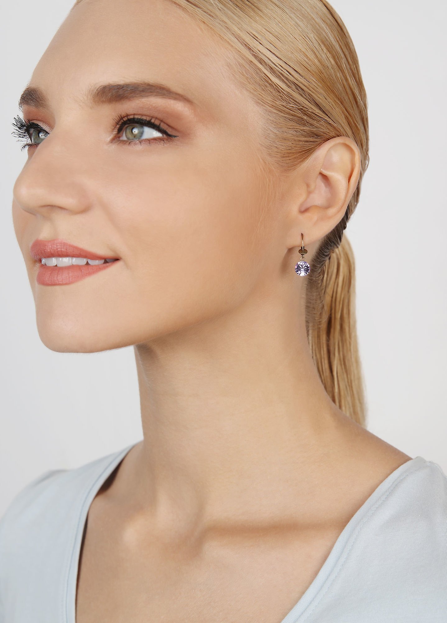 image for Earring Dangling Black Jack Lila violet SS 39