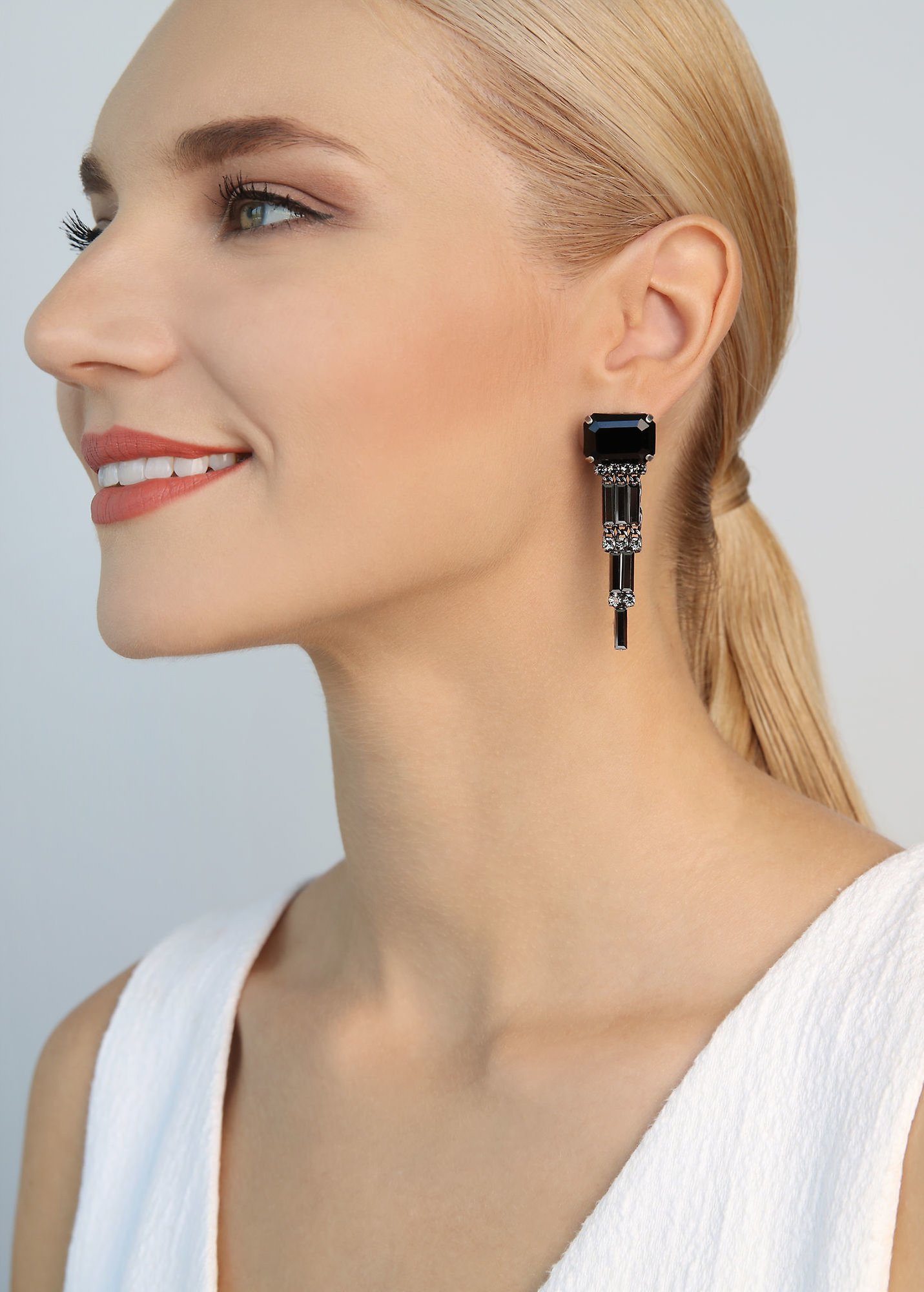 Bild für Ohrstecker baumelnd For Tilda S Schwarz  