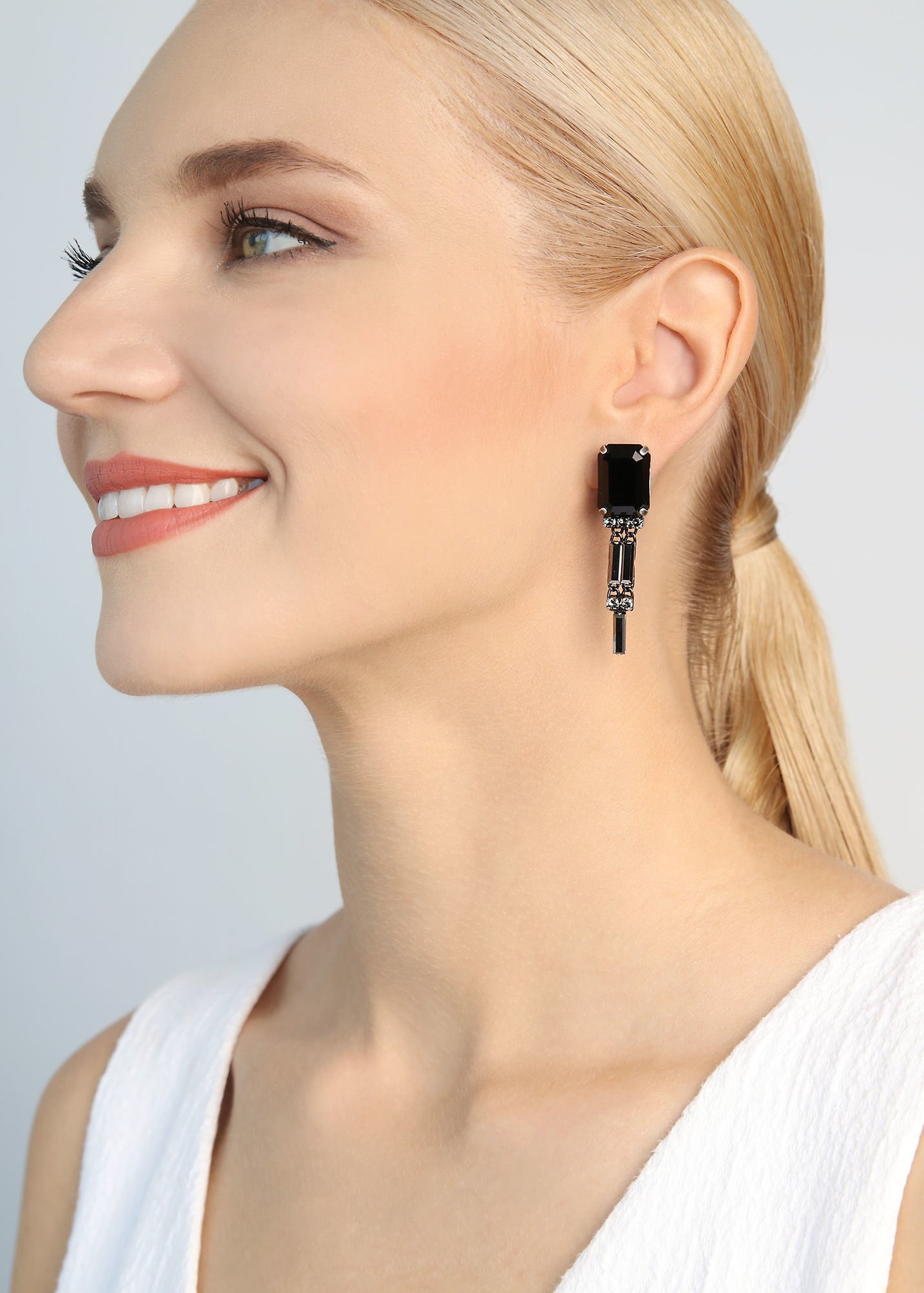 Bild für Ohrstecker baumelnd For Tilda S Schwarz  