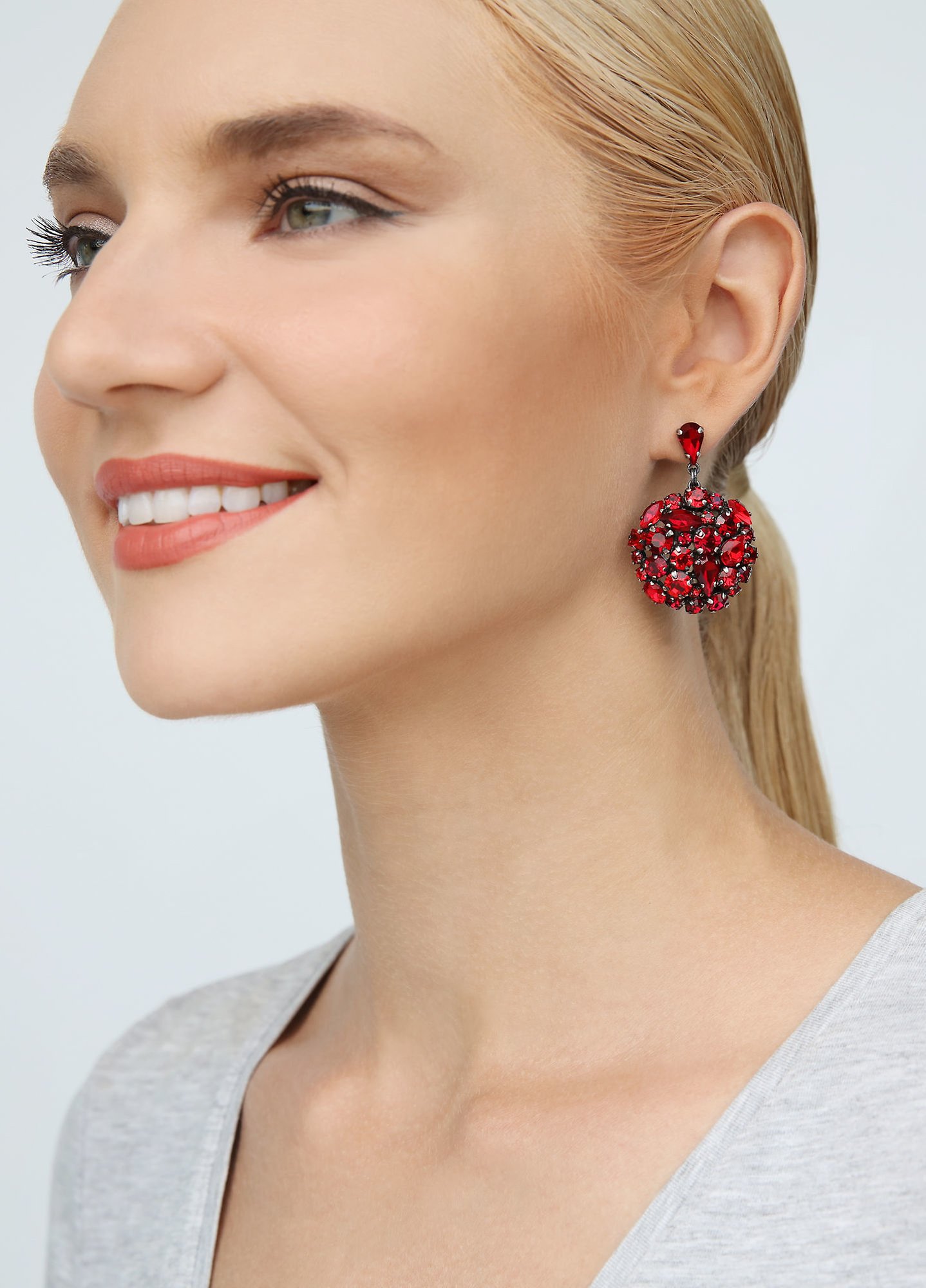image pour Clou d'oreille pendant Ballroom Rouge  size M