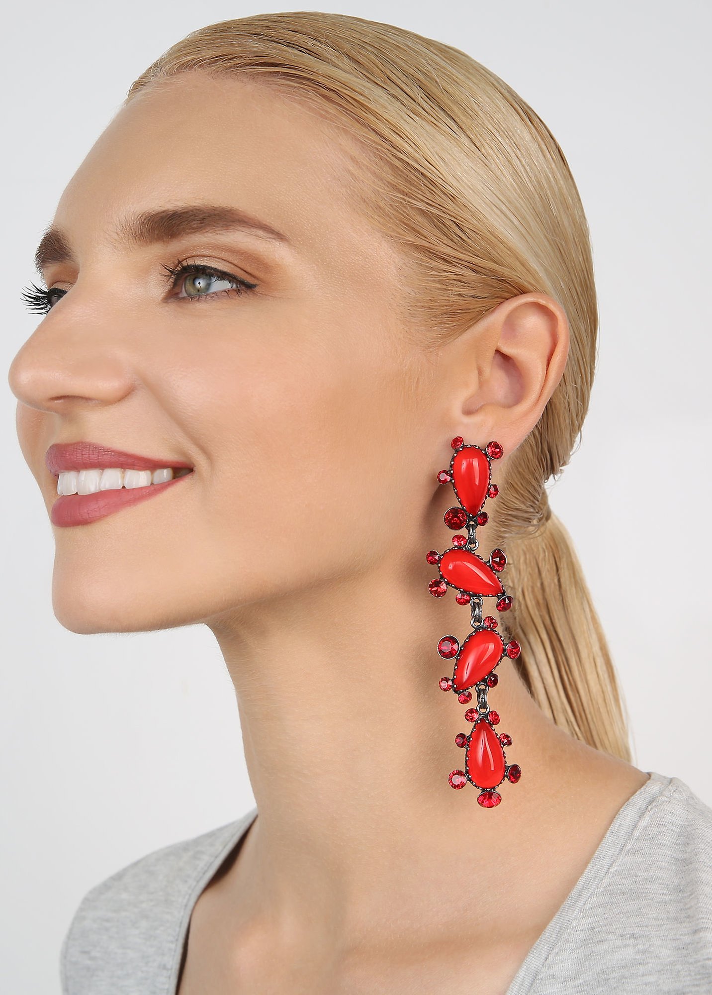 image pour Clou d'oreille pendant Gorgeous Rouge  