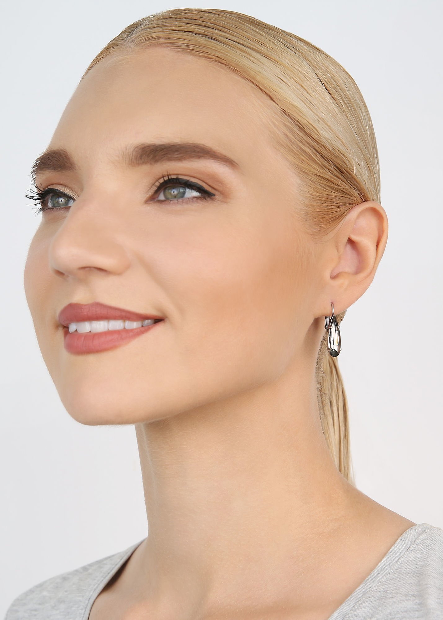 image for Earring Eurowire Jumping Drops Black  