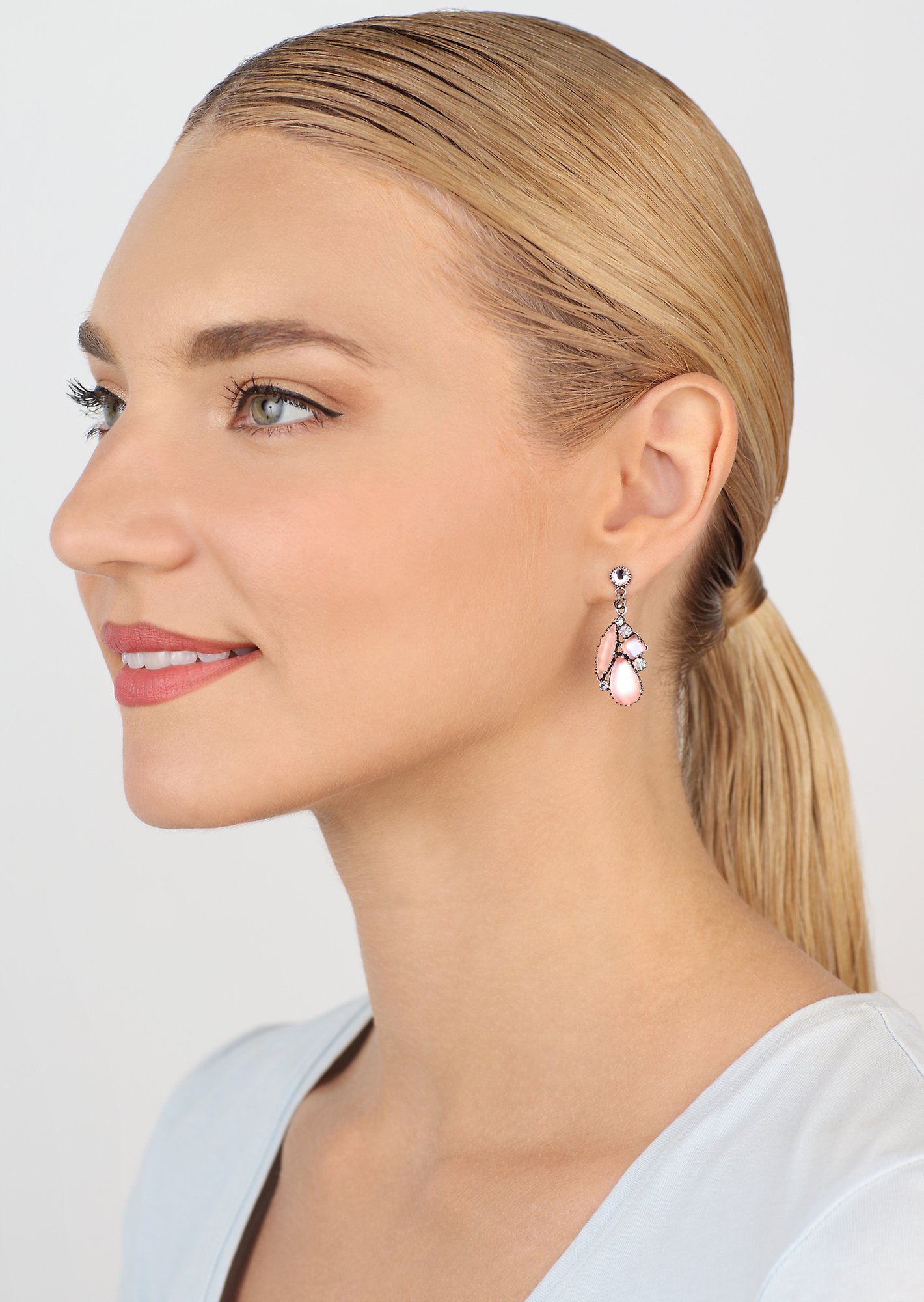 image for Earring Stud Dangling Jelly Star Beige  