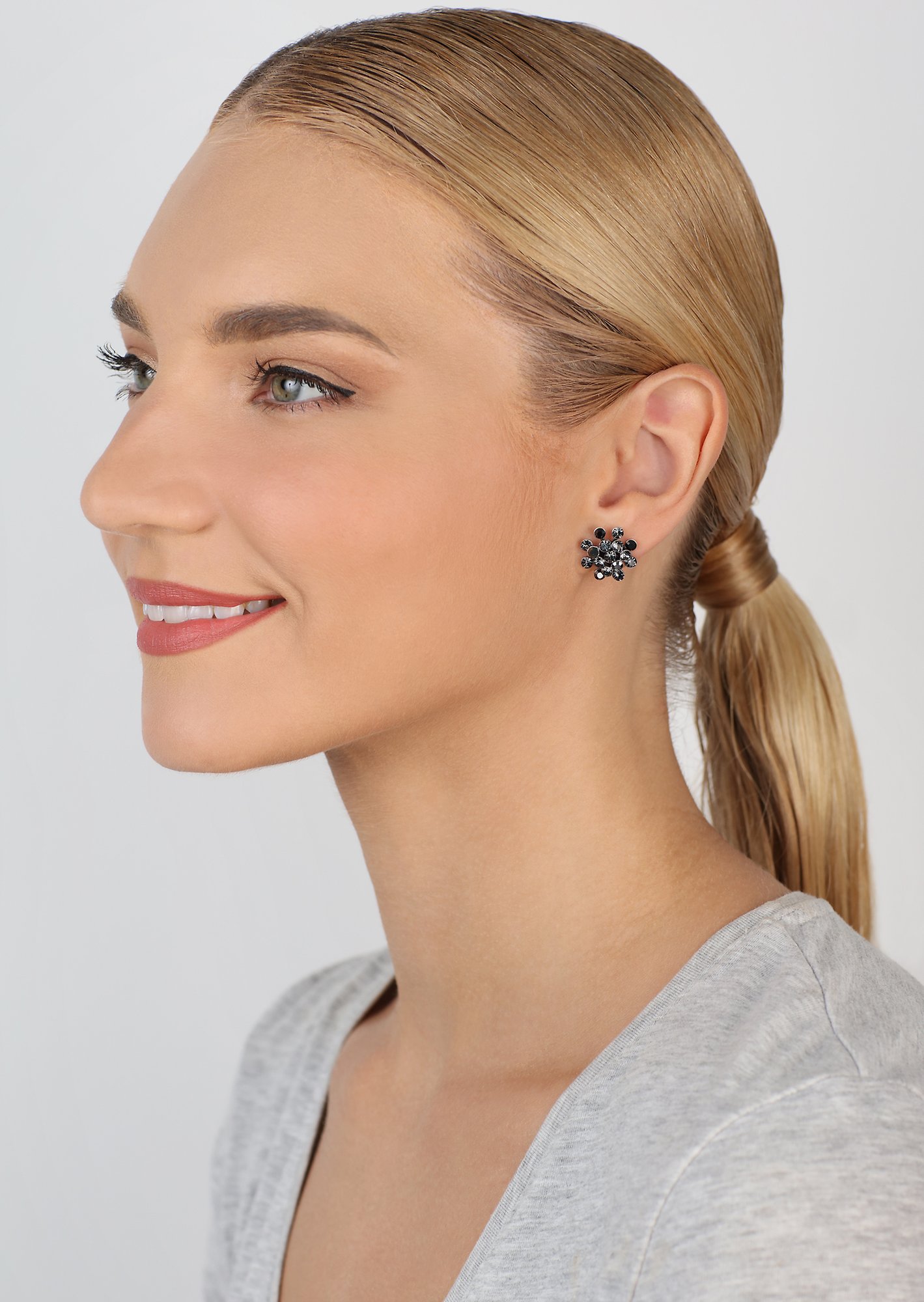 image for Earring Stud Magic Fireball Black  mini