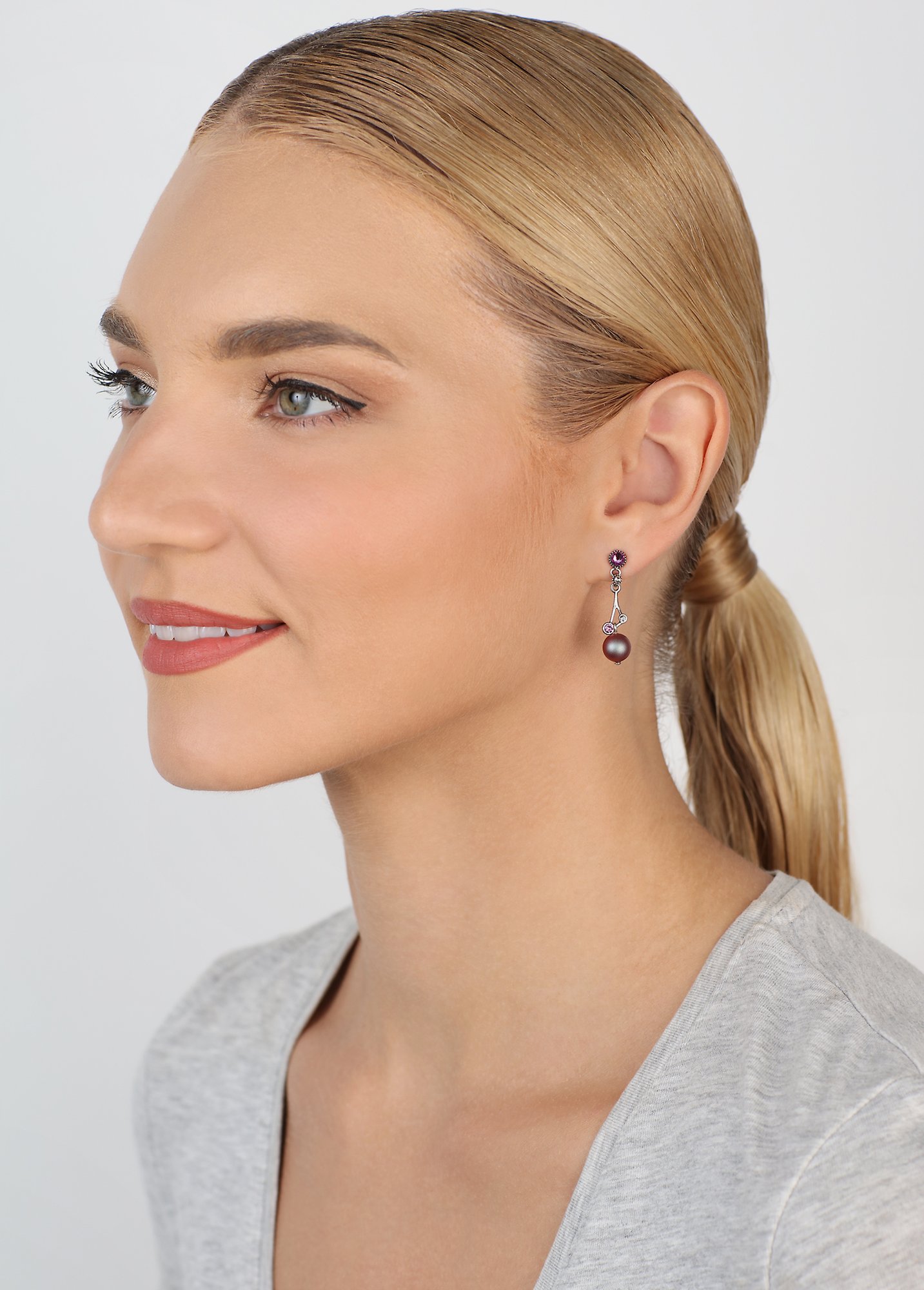 image for Earring Stud Dangling Amelia Lila  