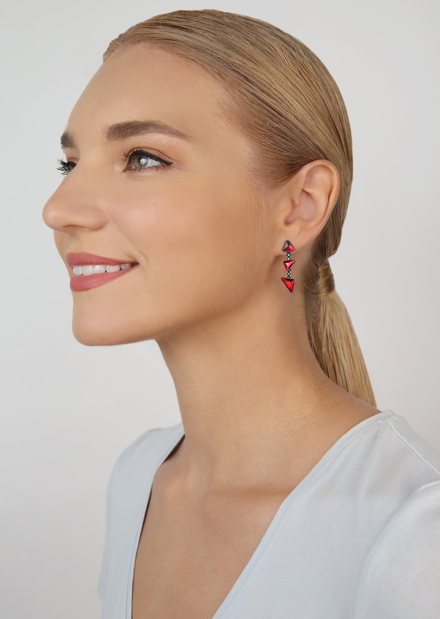 image for Earring Stud Dangling Jumping Angles Red  