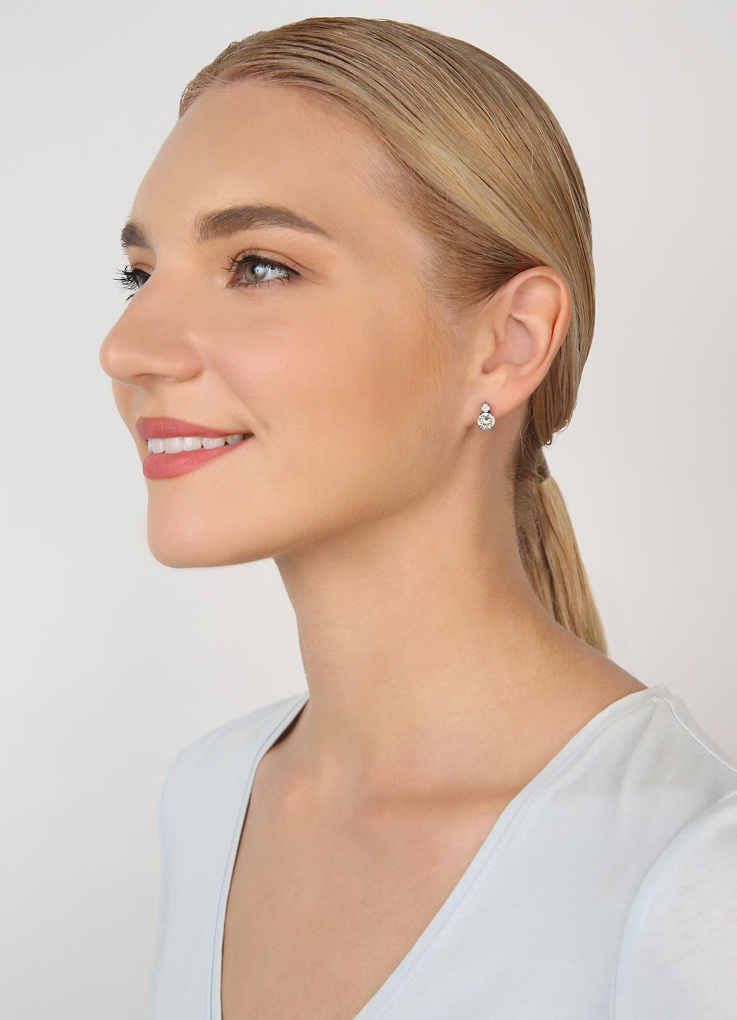image for Earring Stud Ballroom White  