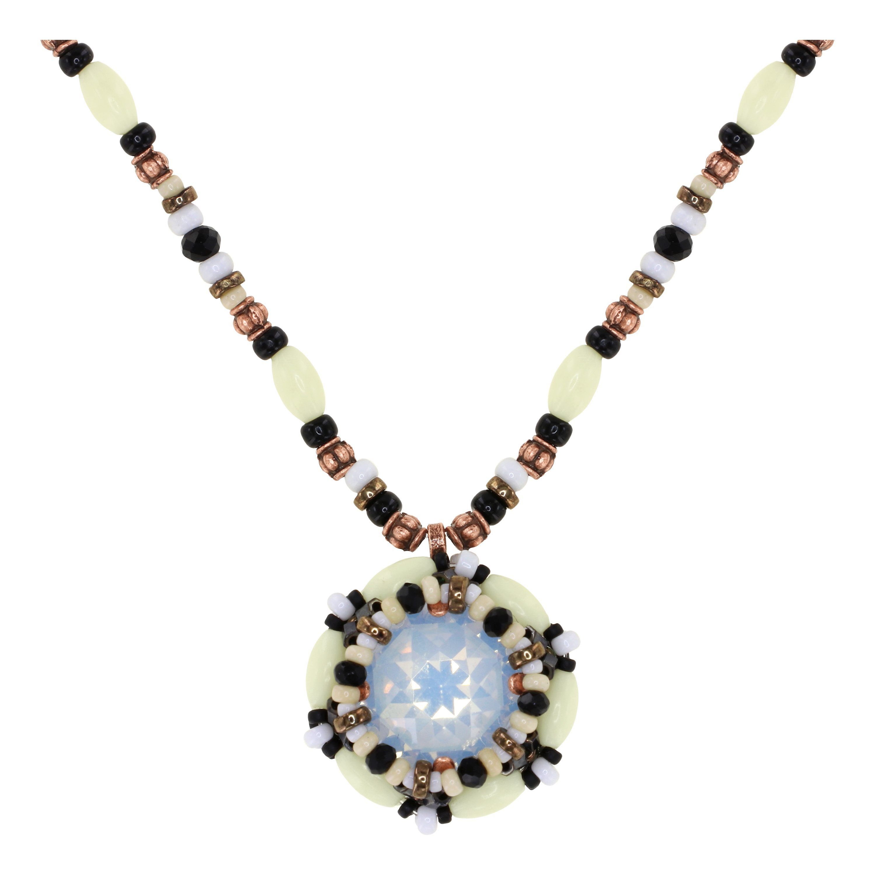 image for Necklace Pendant African Kiss Black / White  size M