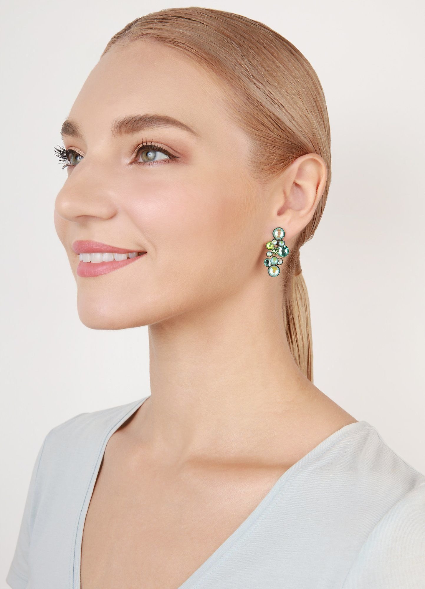 image for Earring Stud Dangling Water Cascade Green  